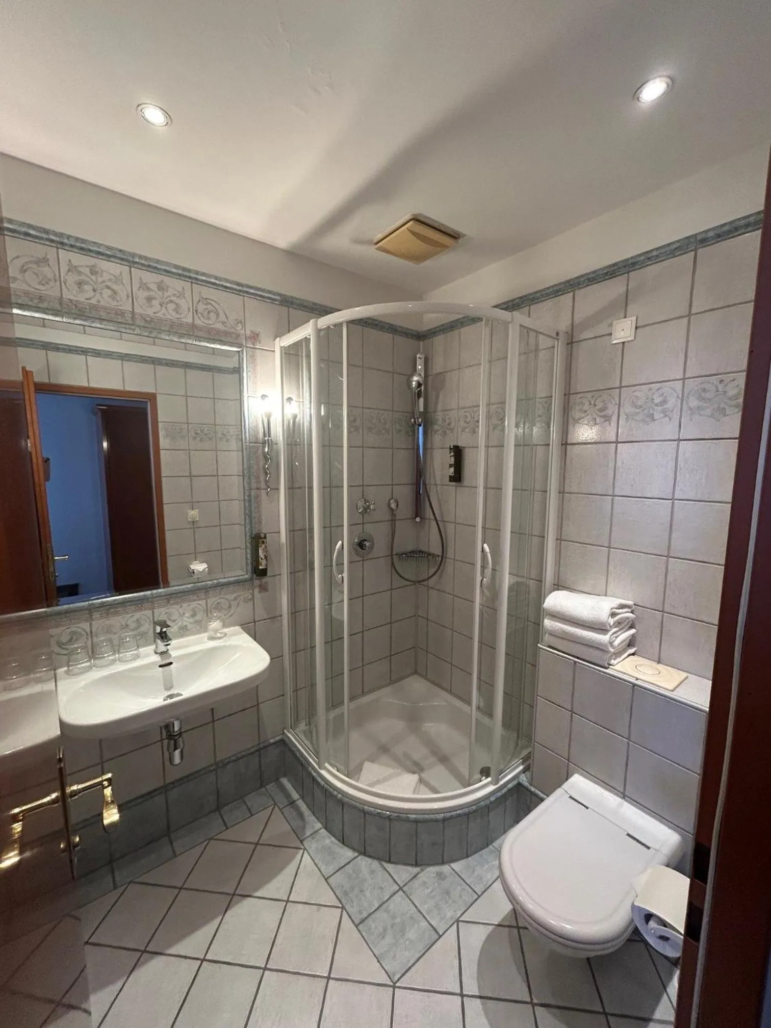 Bathroom in Hotel Am Schubertring