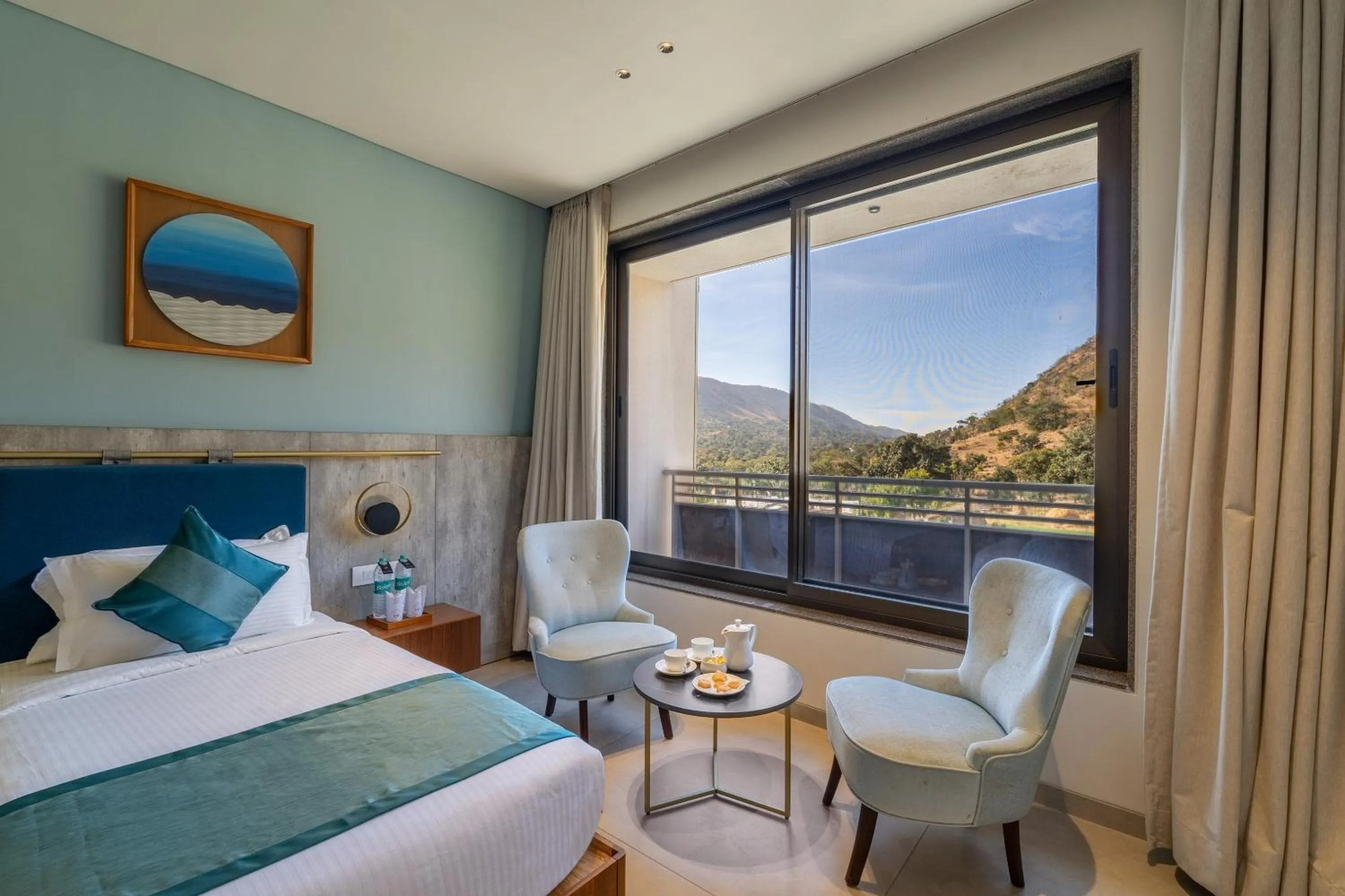 Bed in Stone Wood Premier Kumbhalgarh