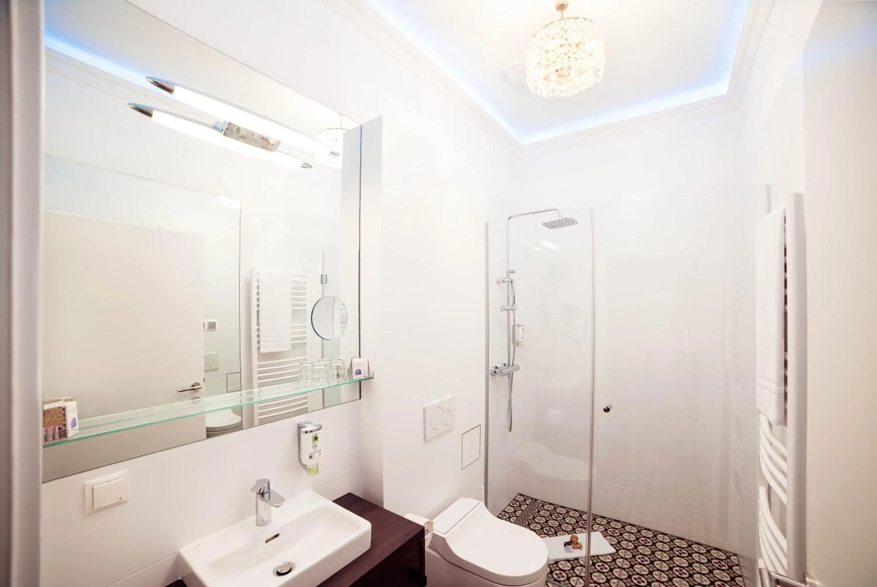 Bathroom in BoutiqueHOTEL Donauwalzer Bathroom in BoutiqueHOTEL Donauwalzer