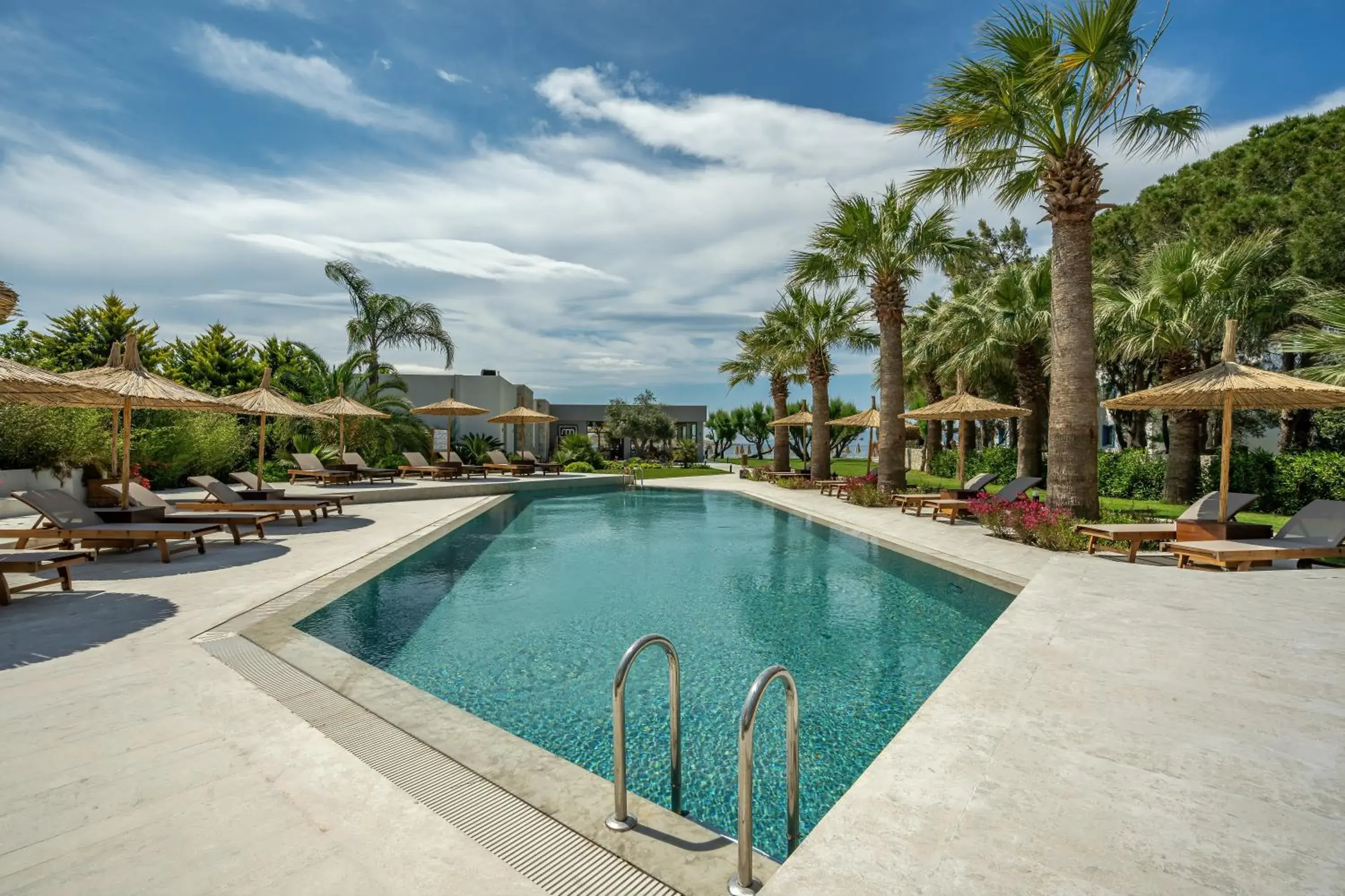 Swimming pool in Regia Mare Beach Hotel & Spa Bodrum Swimming pool in Regia Mare Beach Hotel & Spa Bodrum