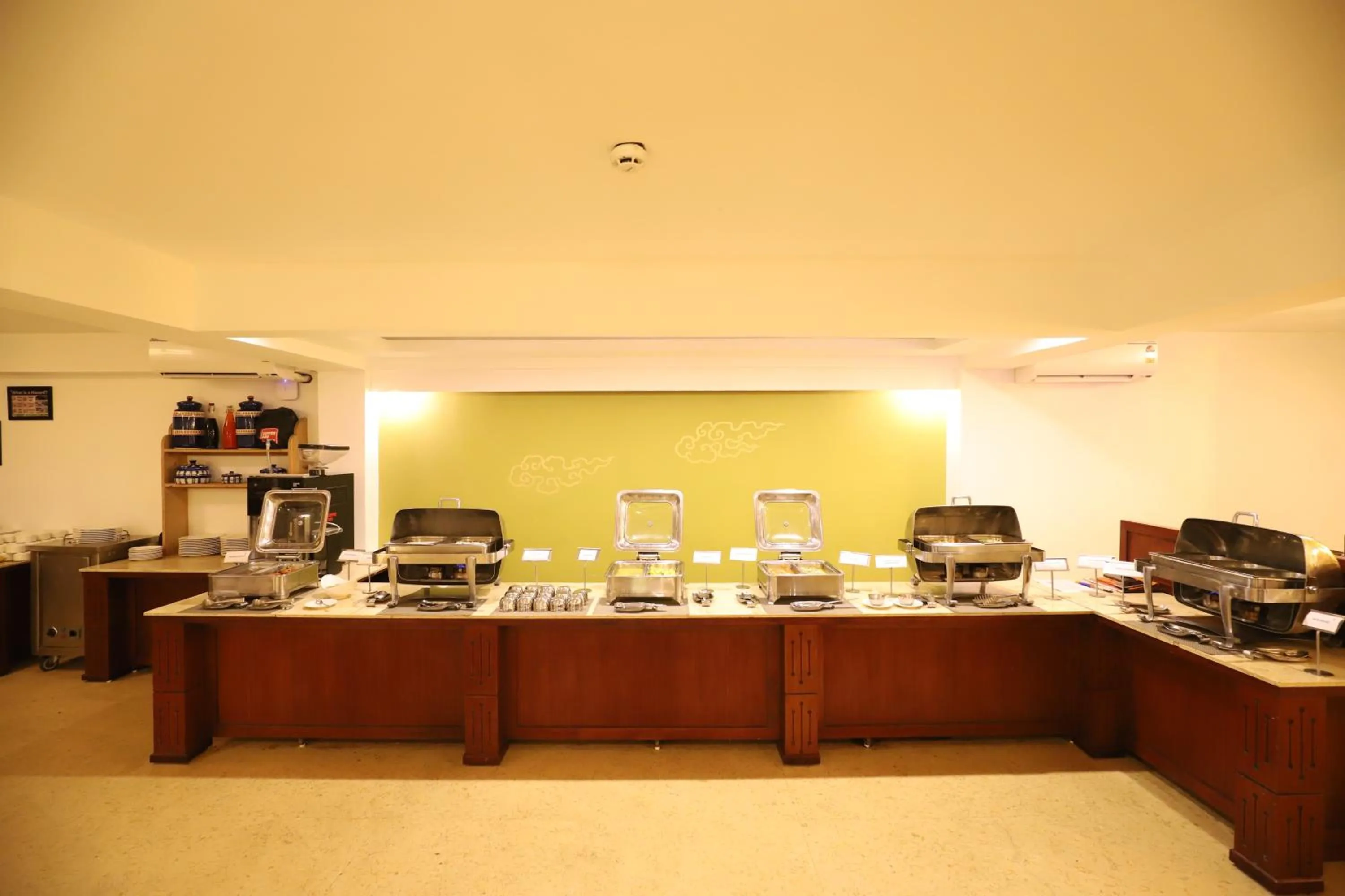 Restaurant/places to eat in The Chumbi Mountain Retreat & Spa, A Club Mahindra Associate