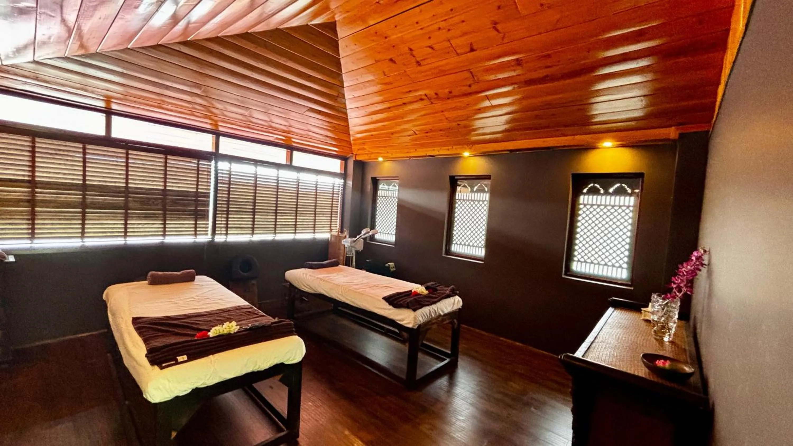Spa and wellness centre/facilities in The Chumbi Mountain Retreat & Spa, A Club Mahindra Associate