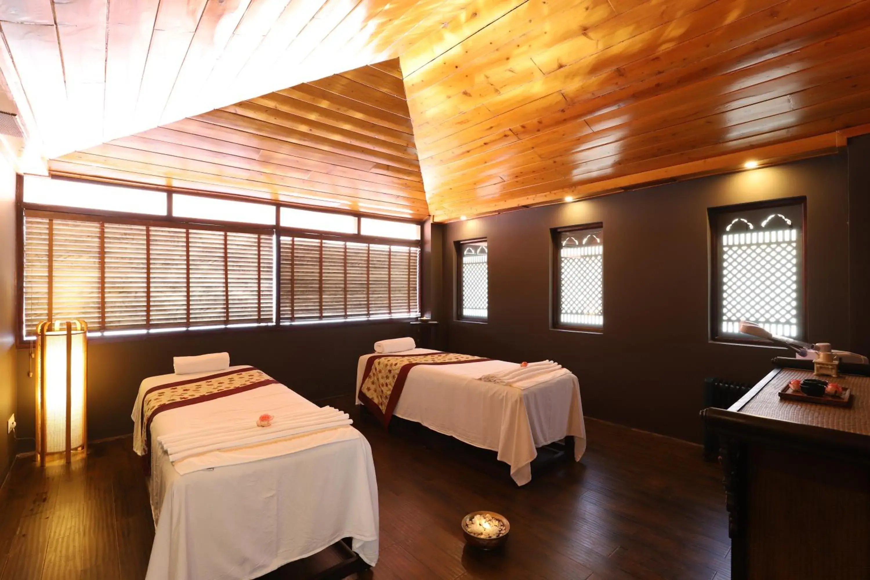 Spa and wellness centre/facilities, Bed in The Chumbi Mountain Retreat & Spa, A Club Mahindra Associate Spa and wellness centre/facilities, Bed in The Chumbi Mountain Retreat & Spa, A Club Mahindra Associate