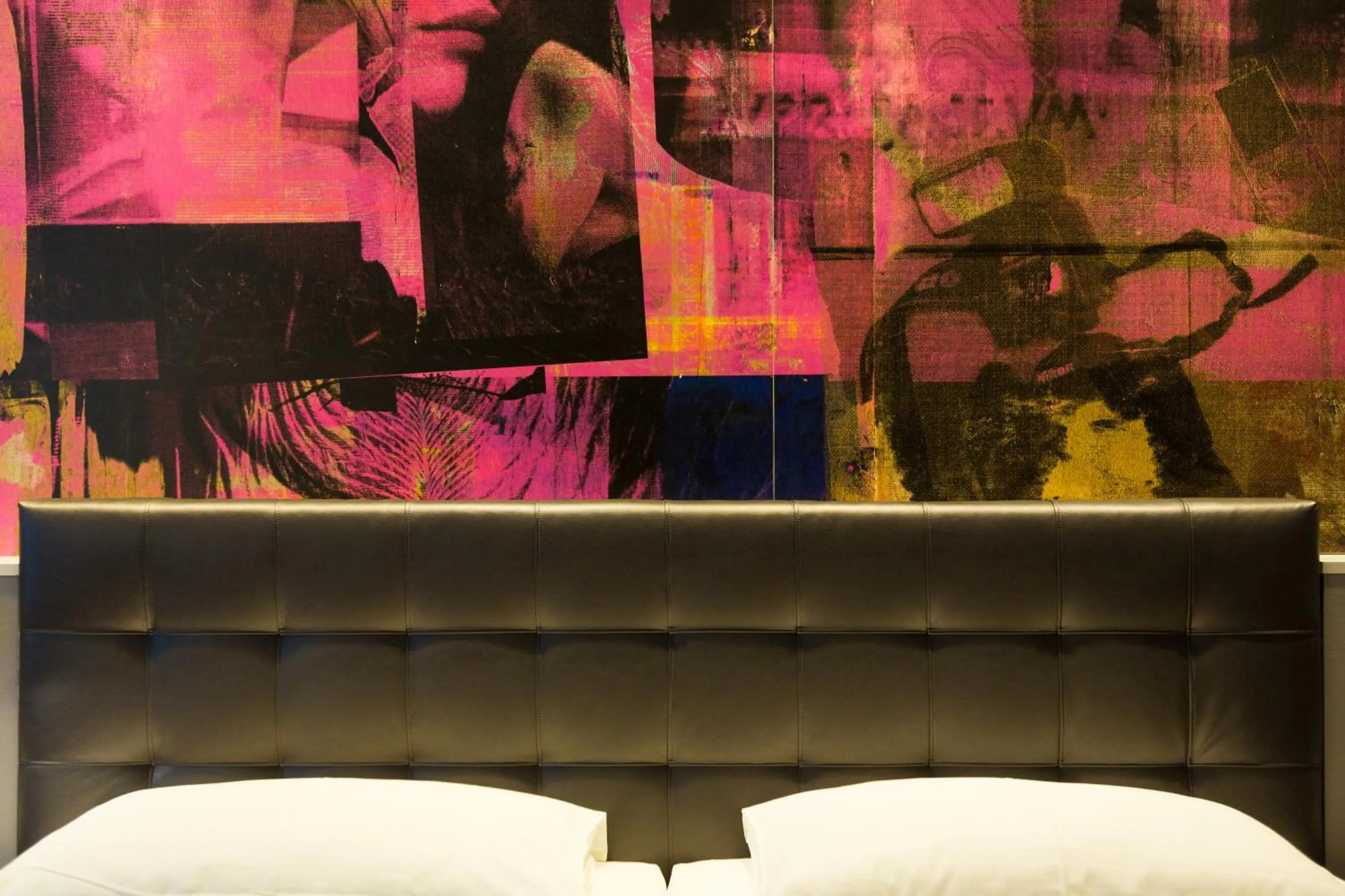 Bathroom, Bed in Der Wilhelmshof