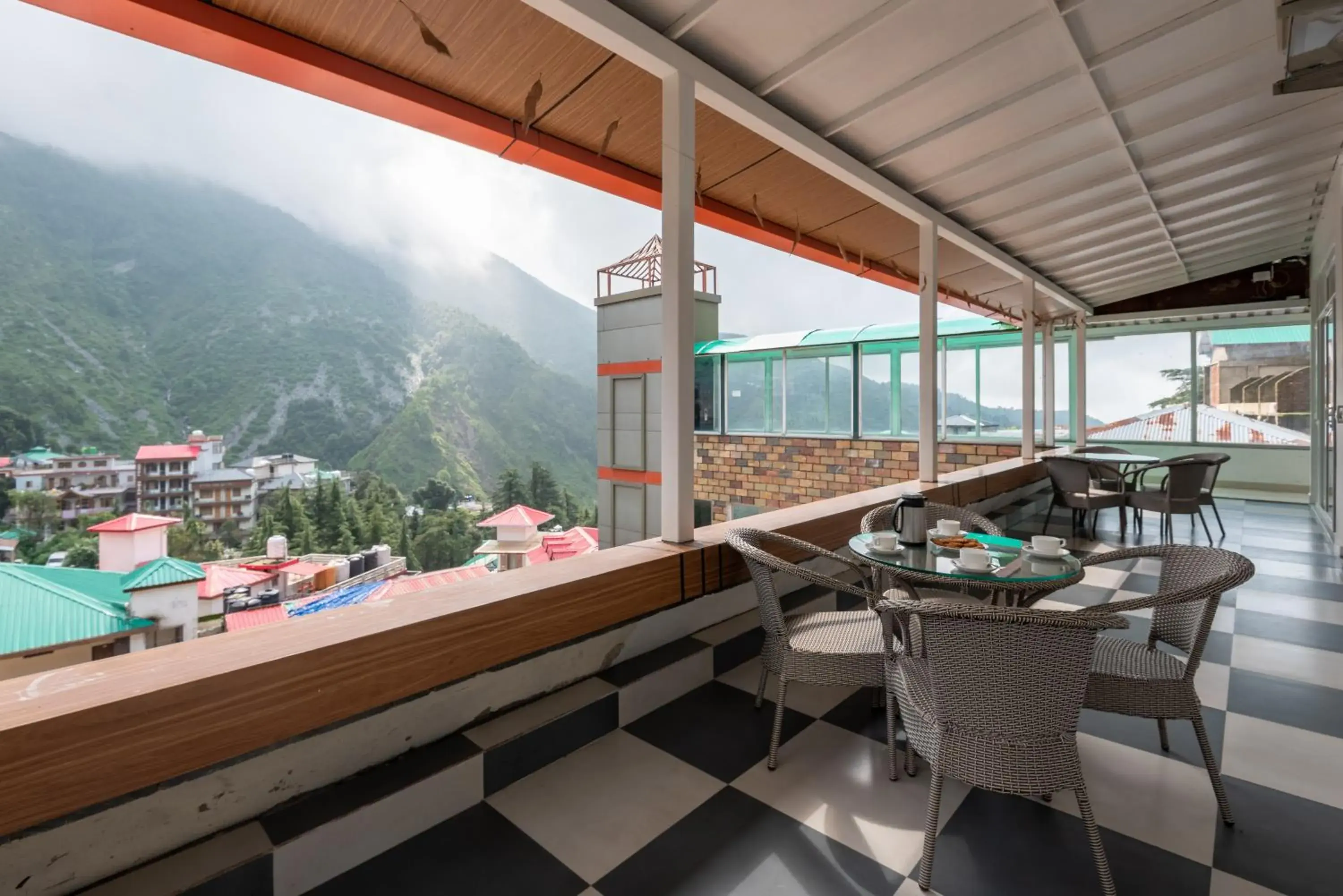 Restaurant/places to eat in Spring Valley Resorts by DLS Hotels Restaurant/places to eat in Spring Valley Resorts by DLS Hotels