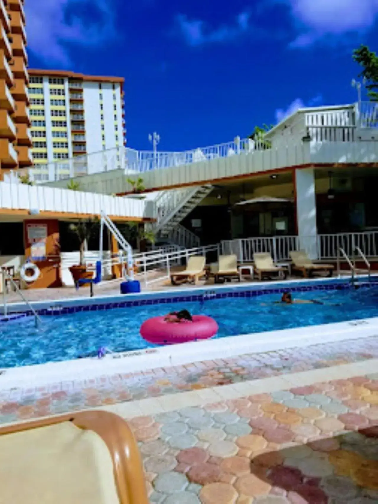 Swimming Pool in Fort Lauderdale Beach Resort a VRI Resort