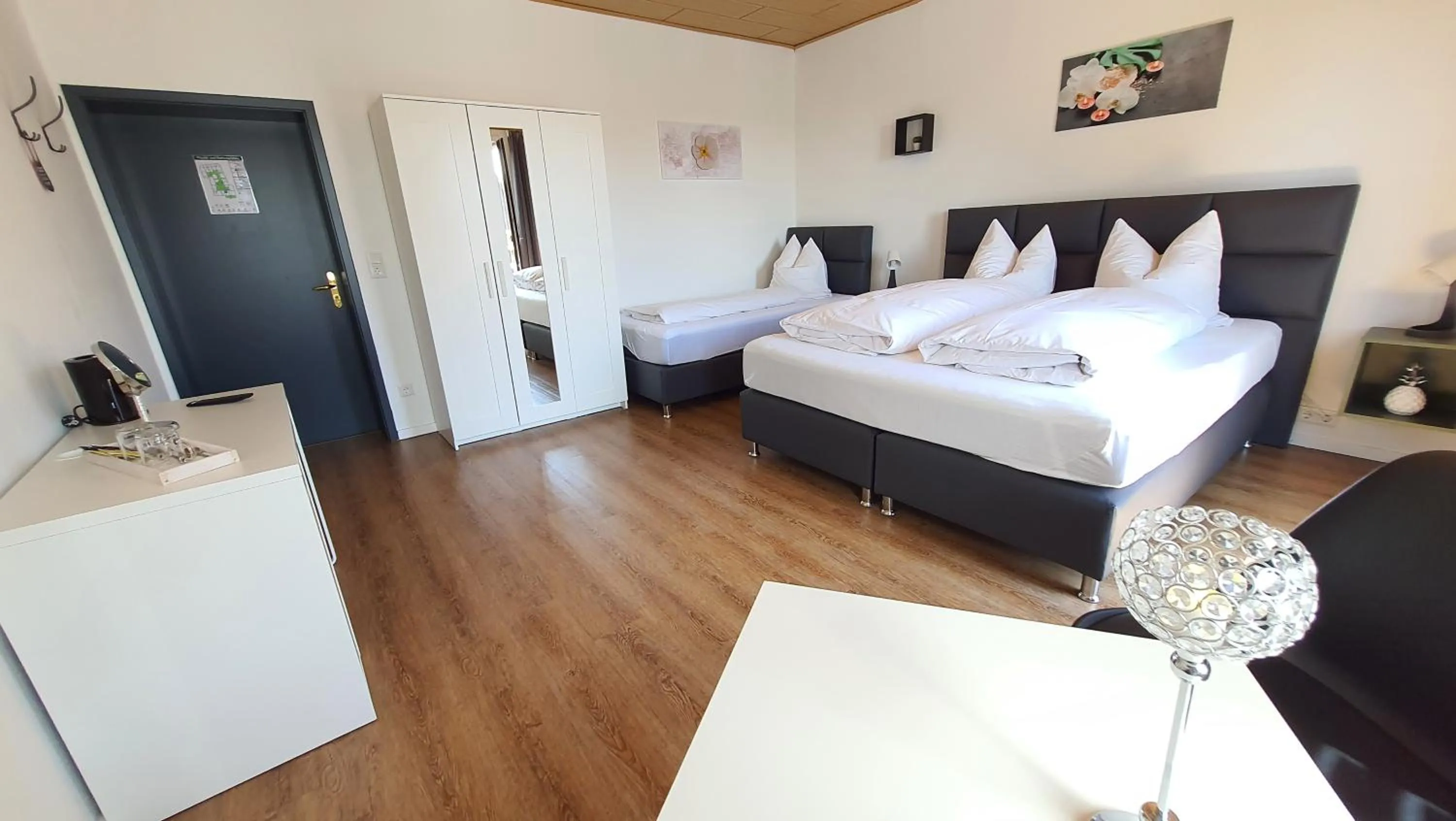 Bed in Hotel Schneiderhof