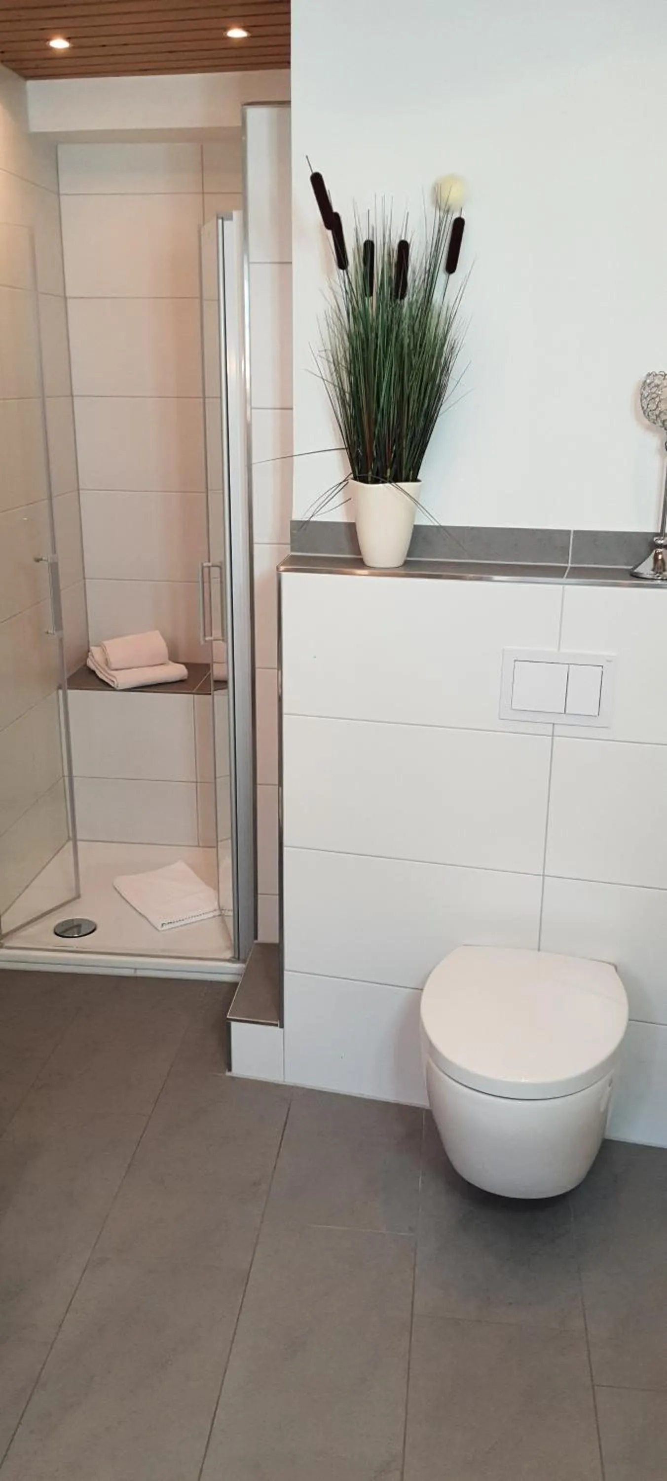 Shower in Hotel Schneiderhof