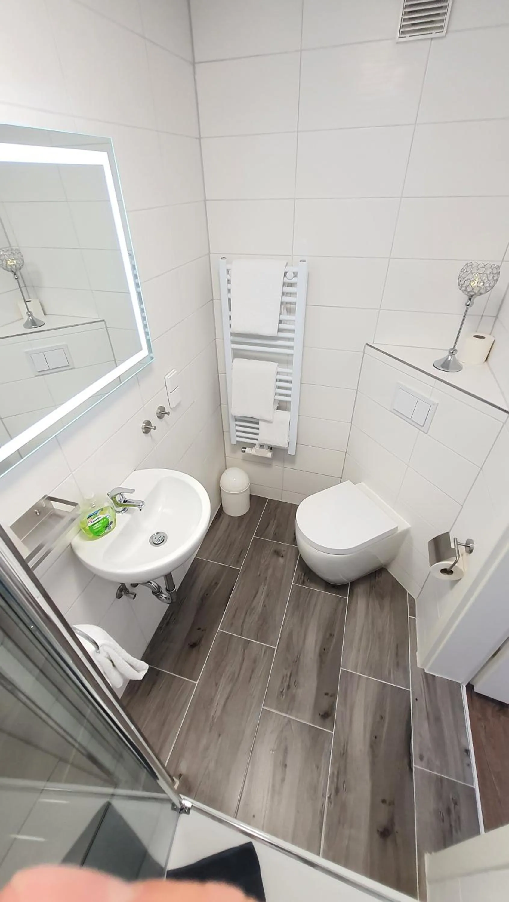 Shower in Hotel Schneiderhof