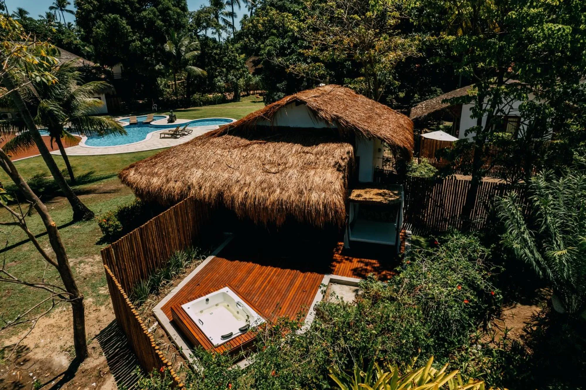 Property building in Bangalôs do Gameleiro