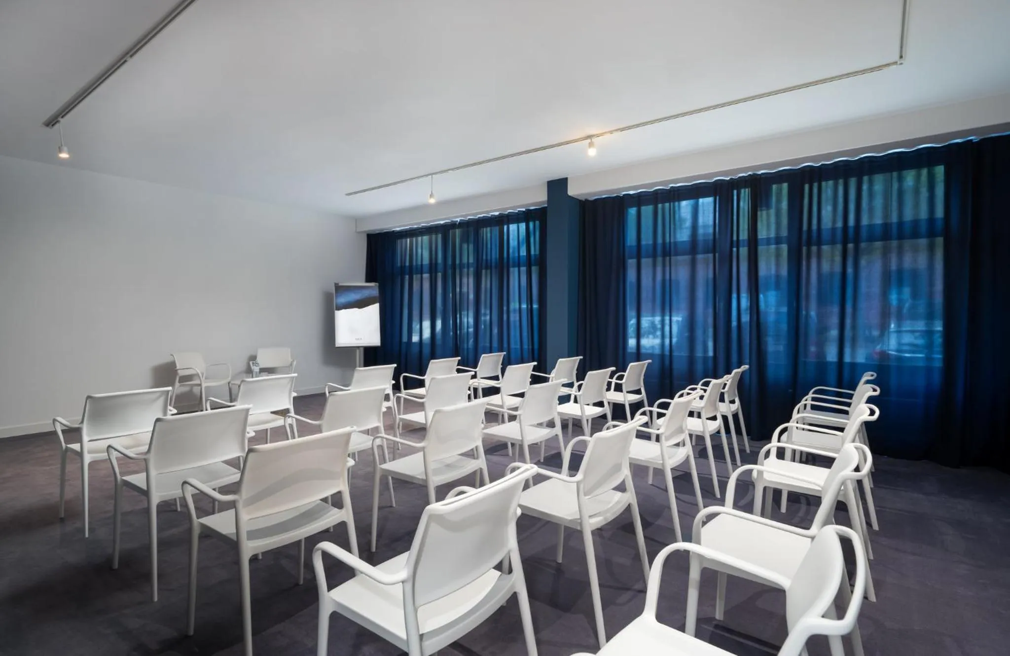 Meeting/conference room in voco Vienna Prater by IHG