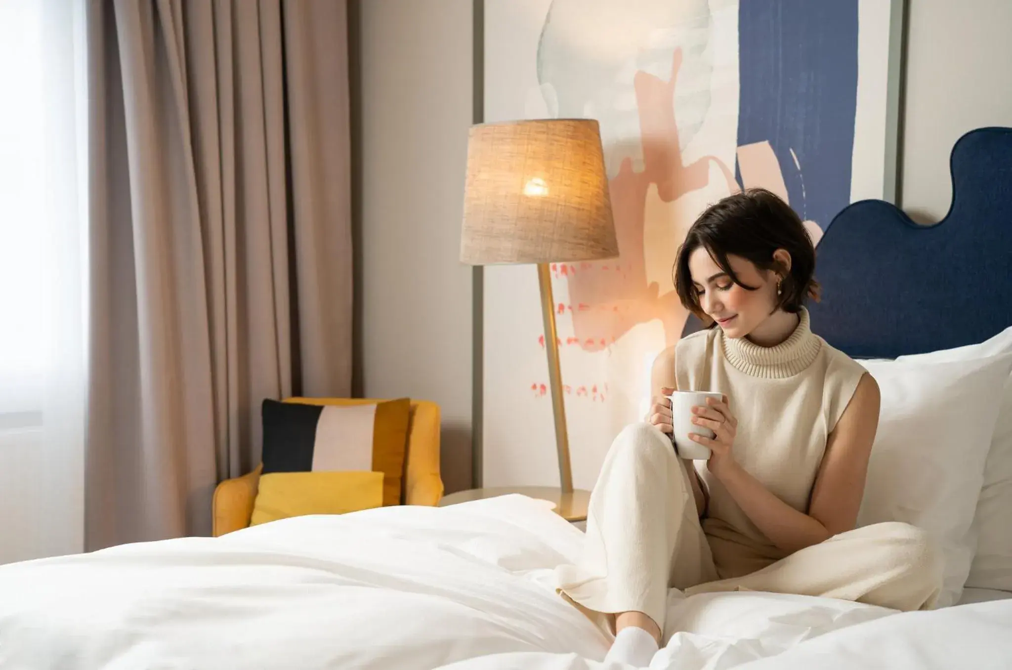 Photo of the whole room, Bed in voco Vienna Prater by IHG Photo of the whole room, Bed in voco Vienna Prater by IHG