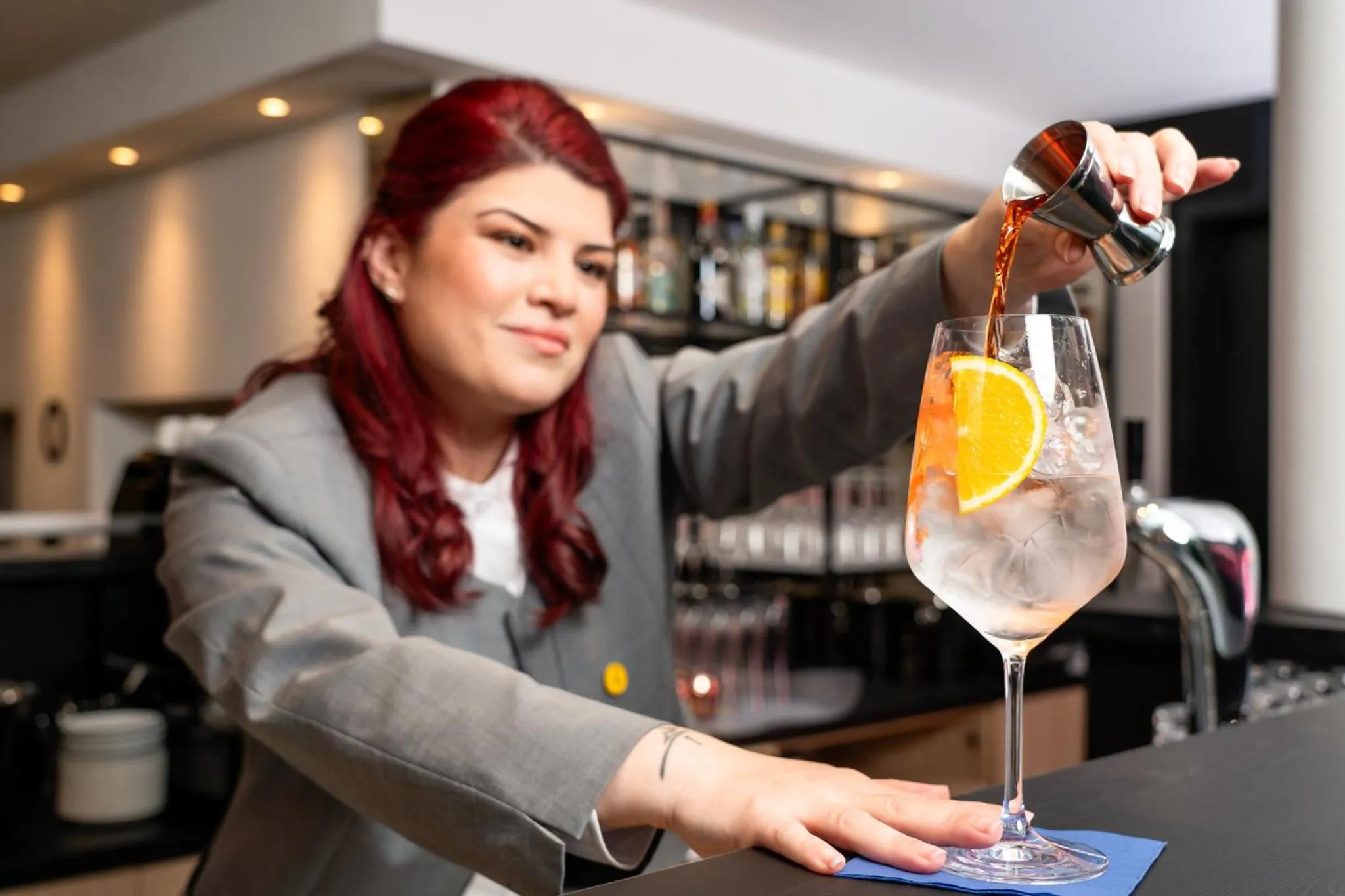 Lounge or bar in voco Vienna Prater by IHG