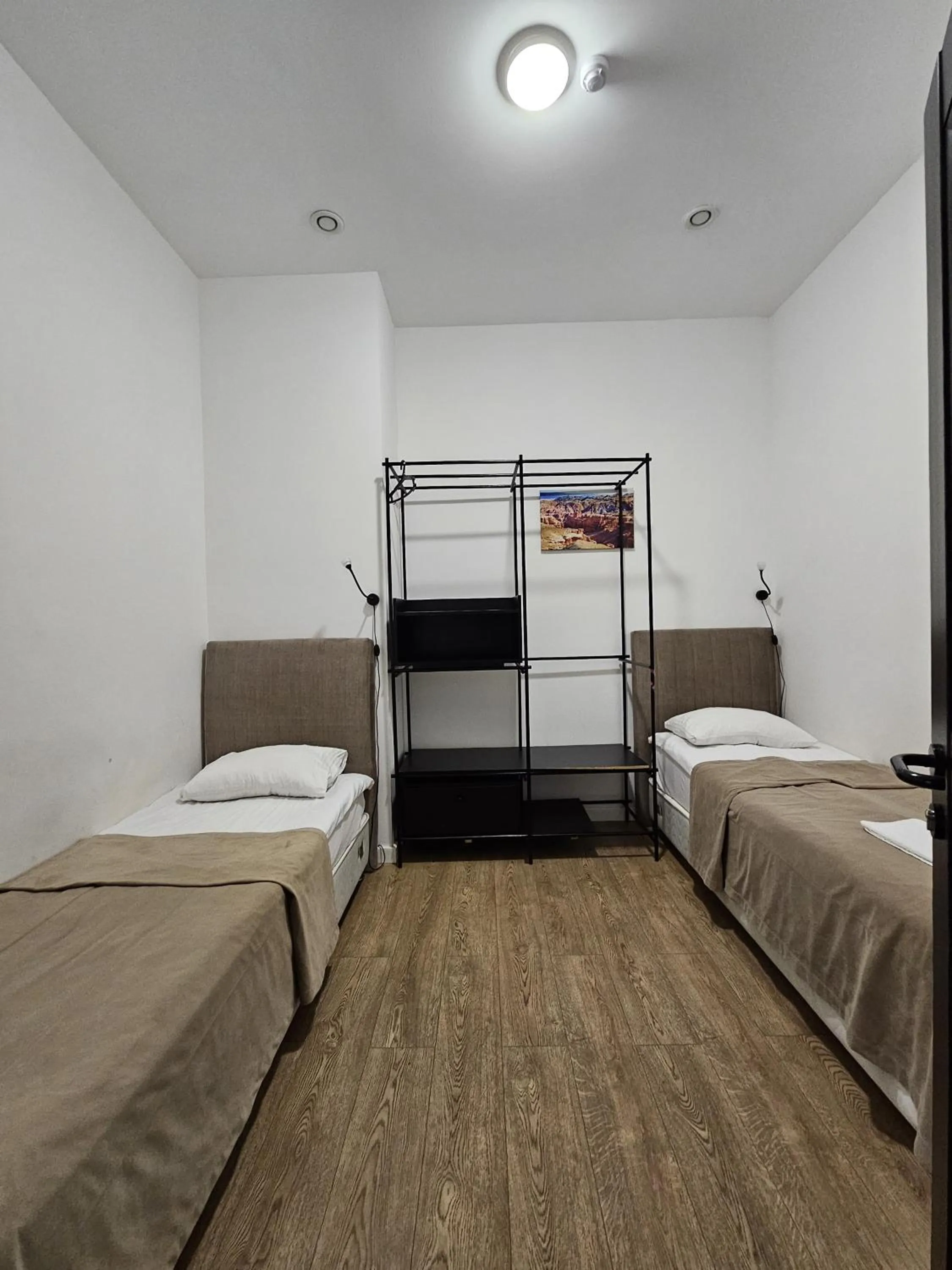 Photo of the whole room, Bed in Sulu Hostel