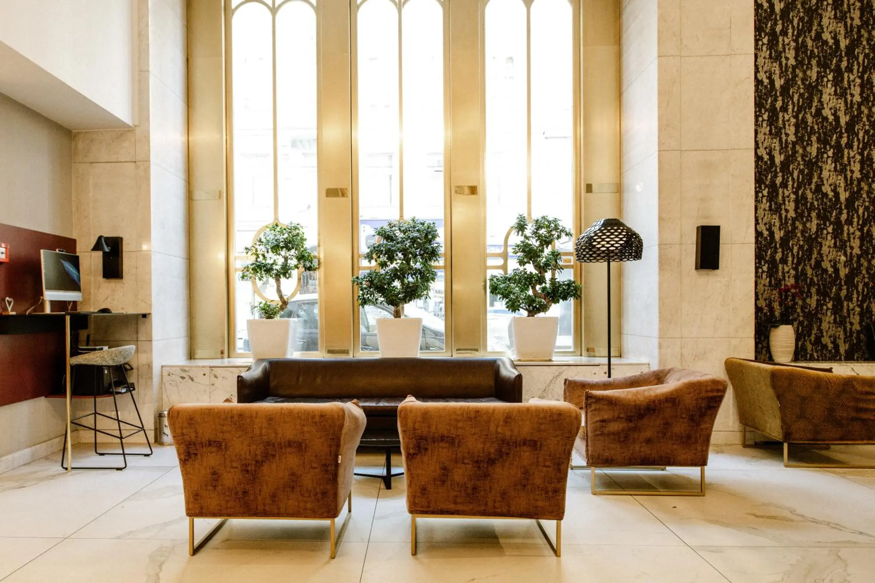 Lobby or reception in Hotel City Central Lobby or reception in Hotel City Central