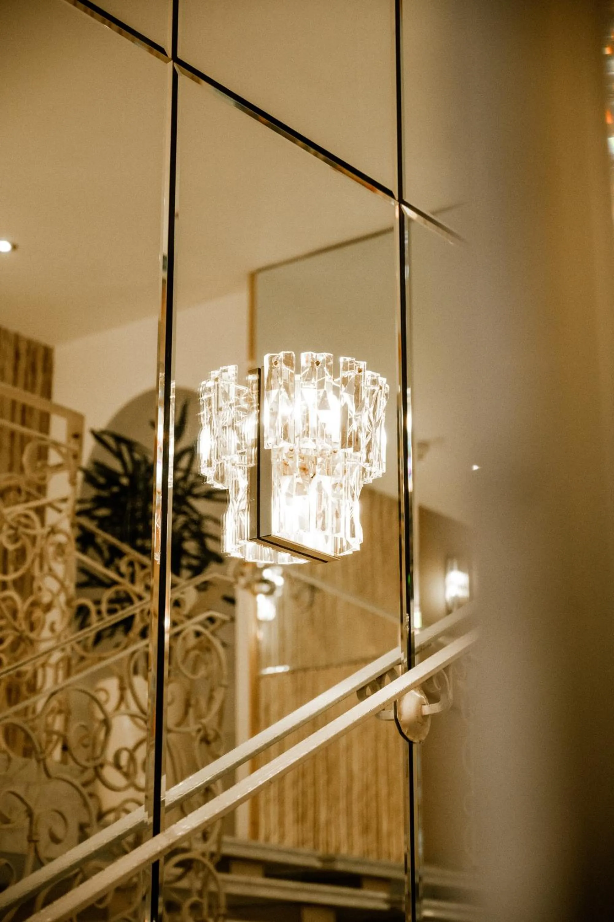 Decorative detail in Hotel City Central