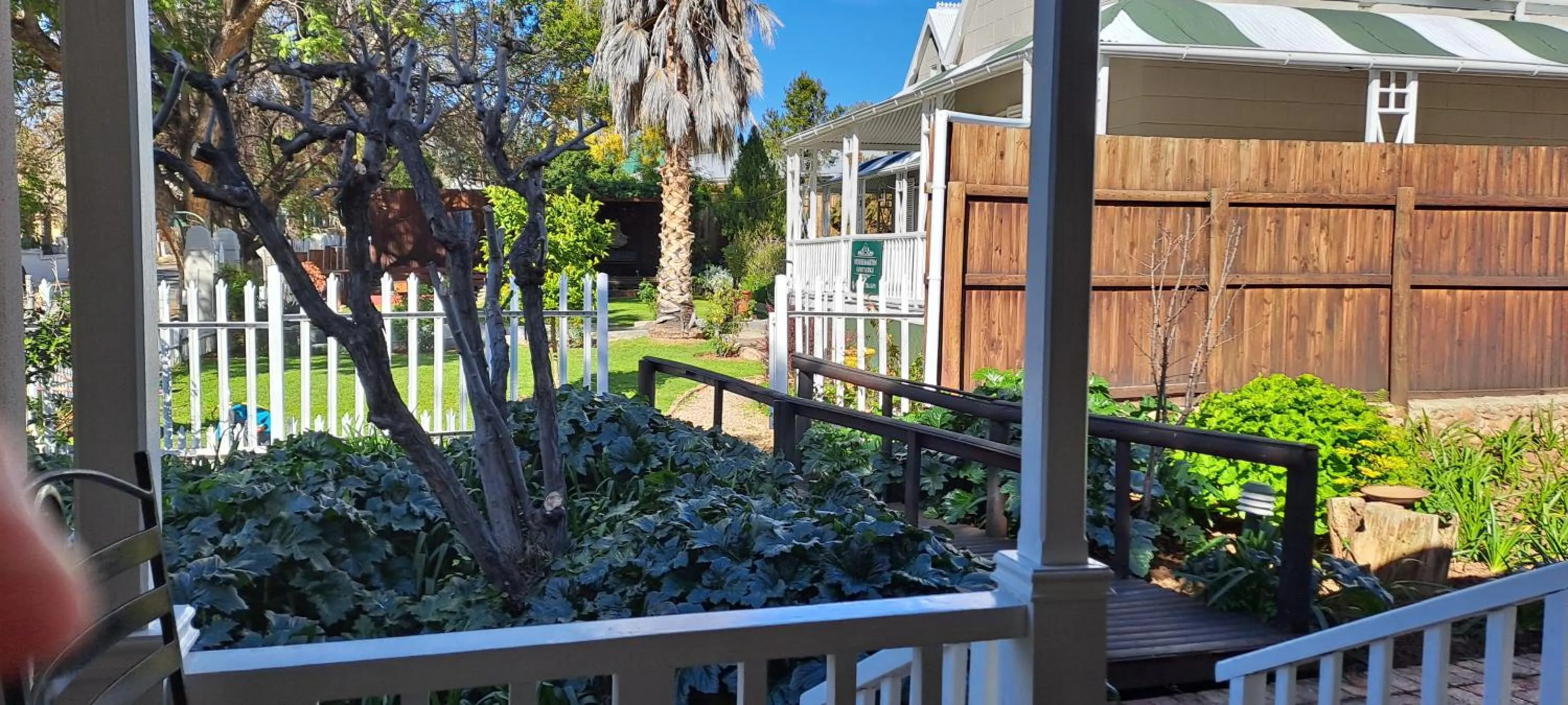 Garden view in HouseMartin Lodge & Self Catering