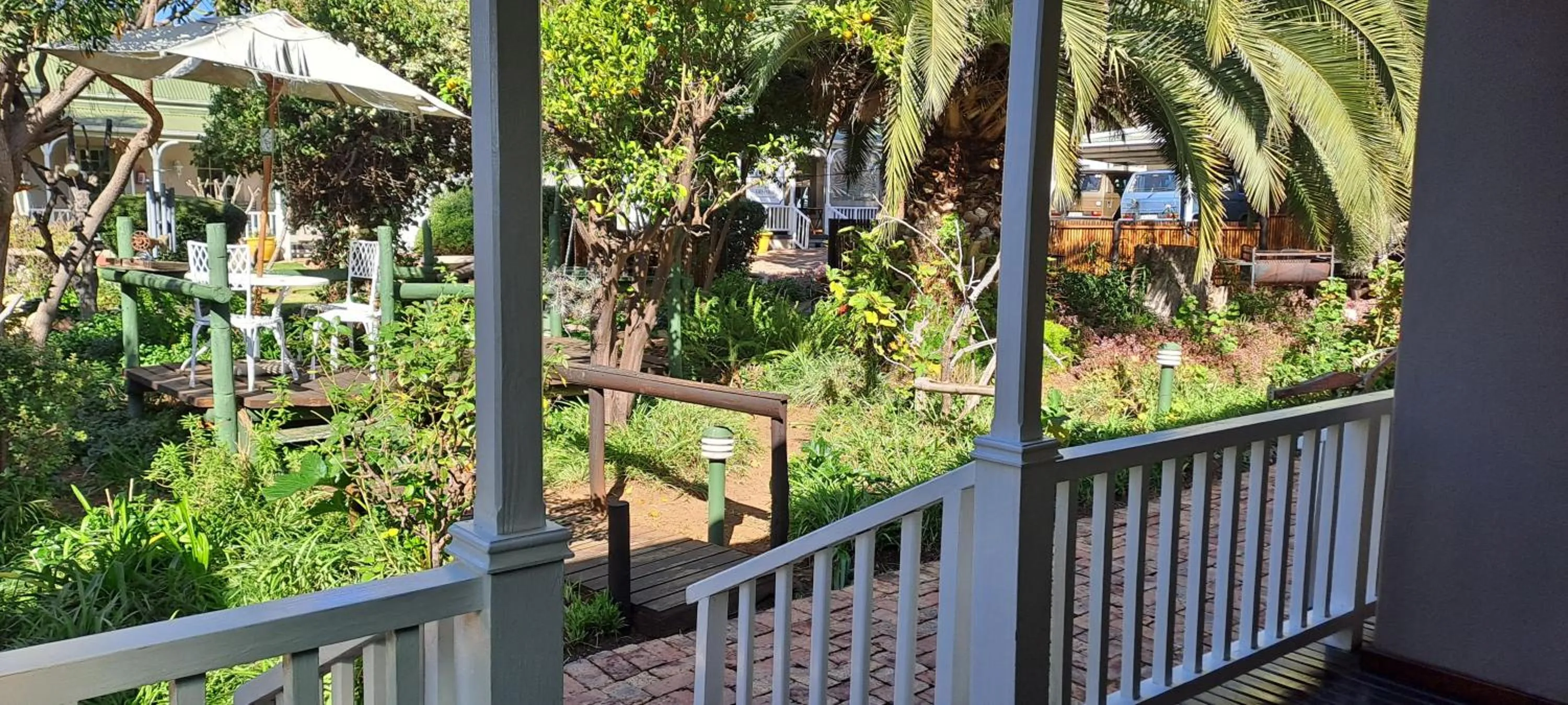 Garden view in HouseMartin Lodge & Self Catering