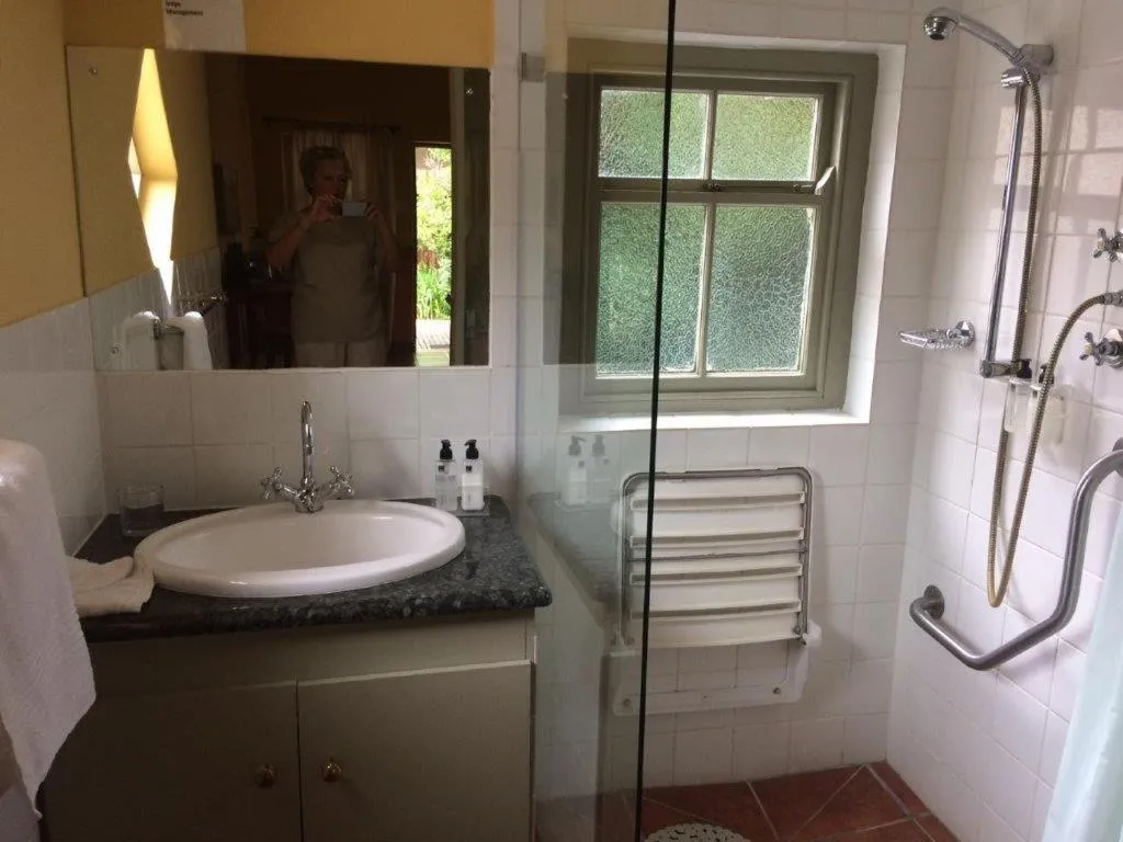 Shower in HouseMartin Lodge & Self Catering