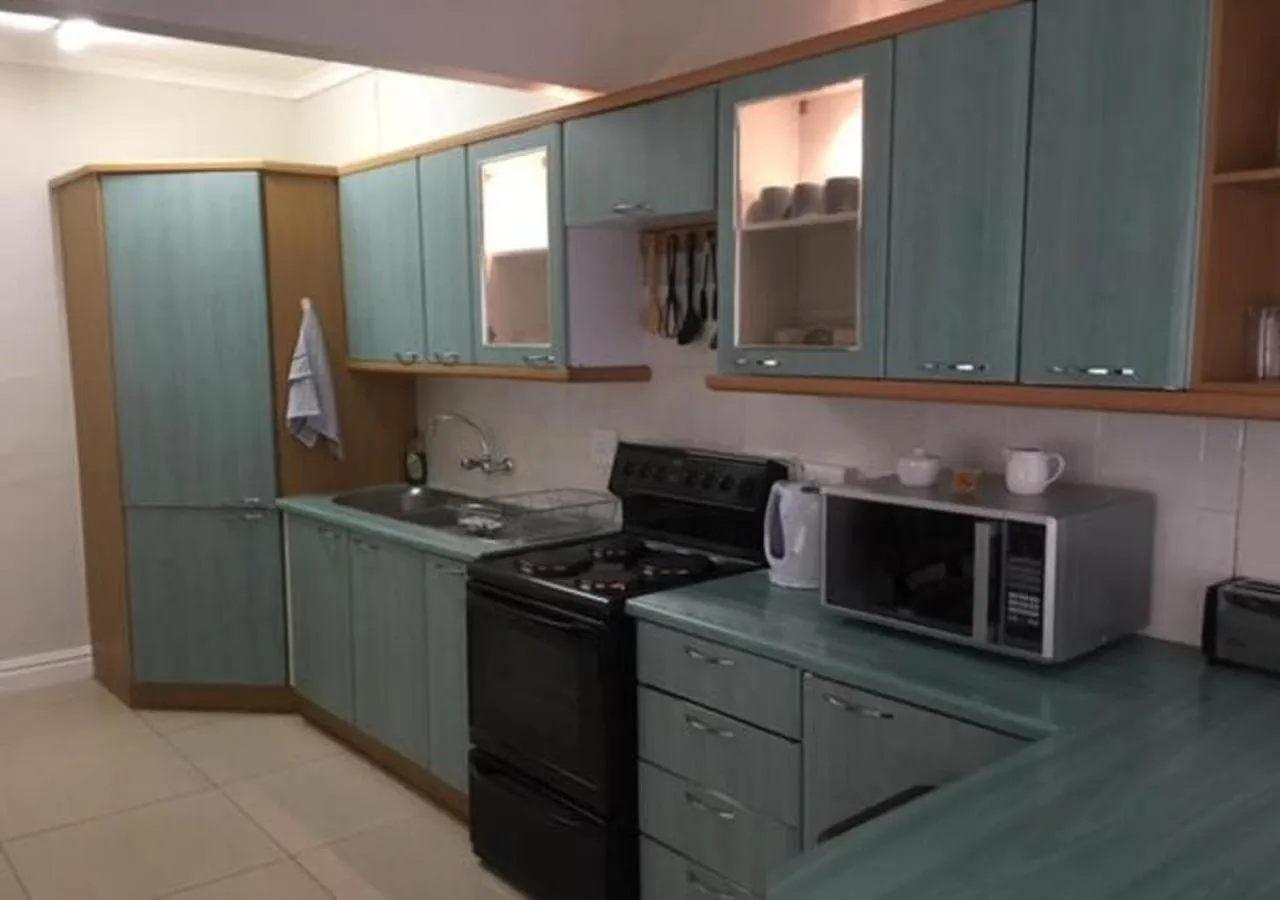 Kitchen or kitchenette in Wagon Wheel Country Lodge