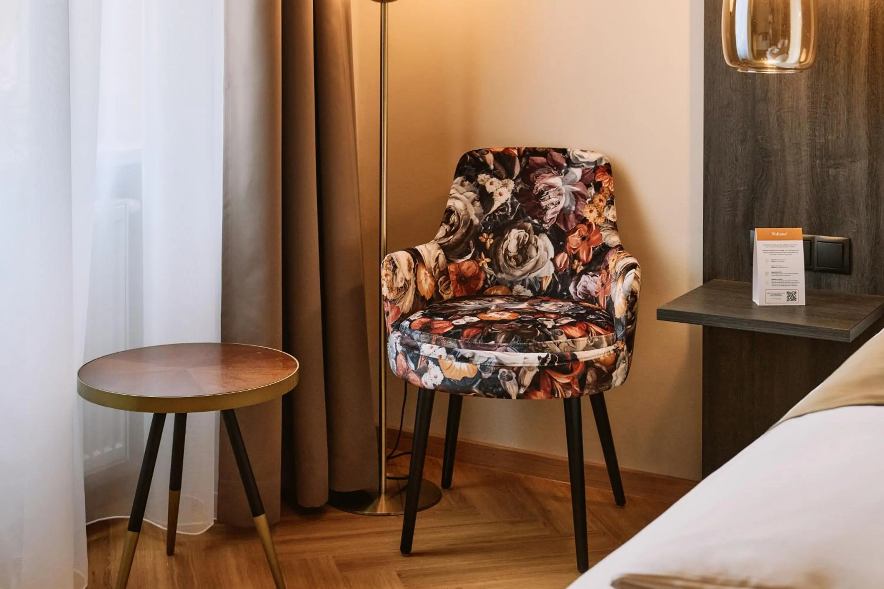 Seating area, Bed in Urban Rooms Rathaus - Self Check-In