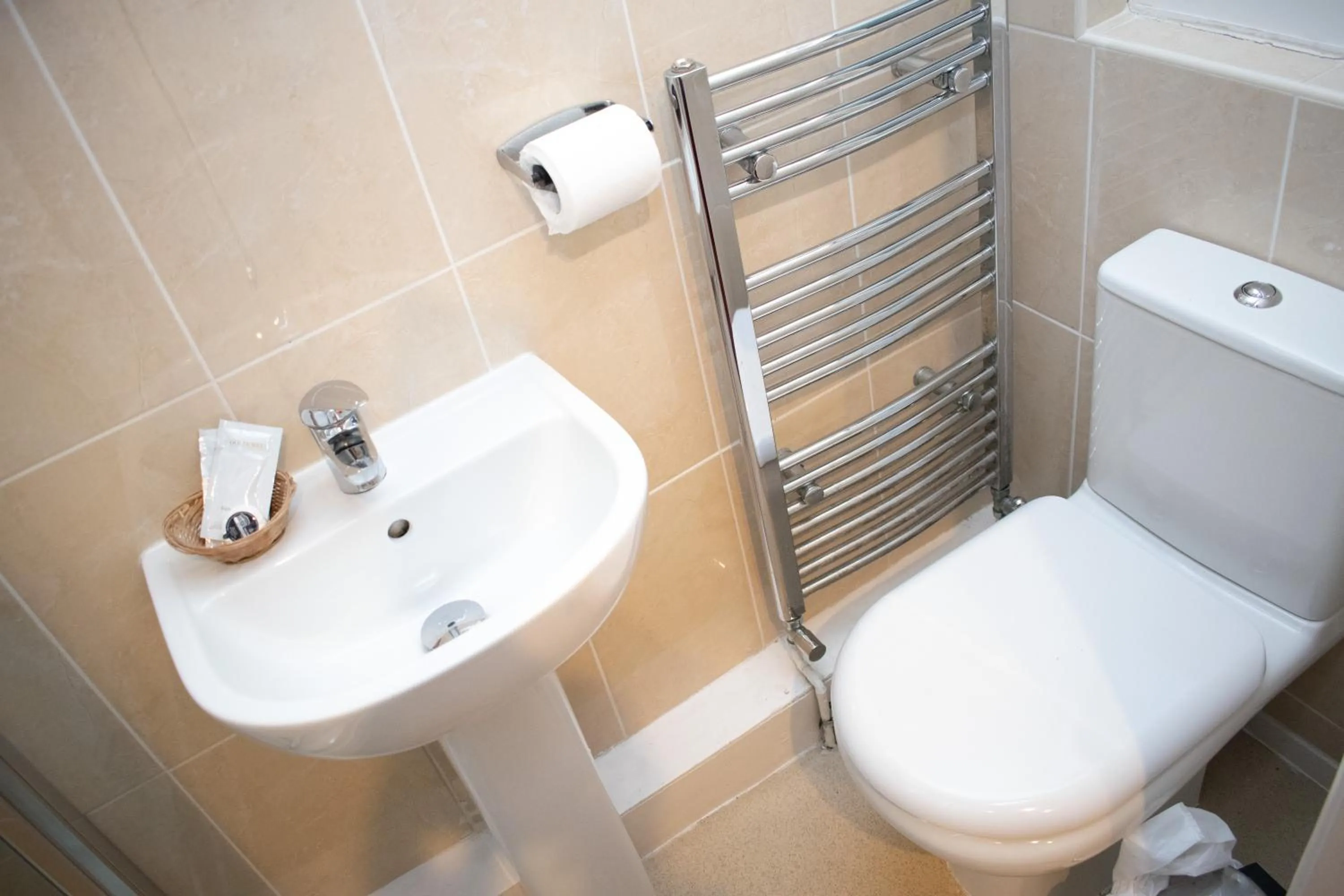 Toilet in Royal Square Hotel - NEC & Birmingham Airport