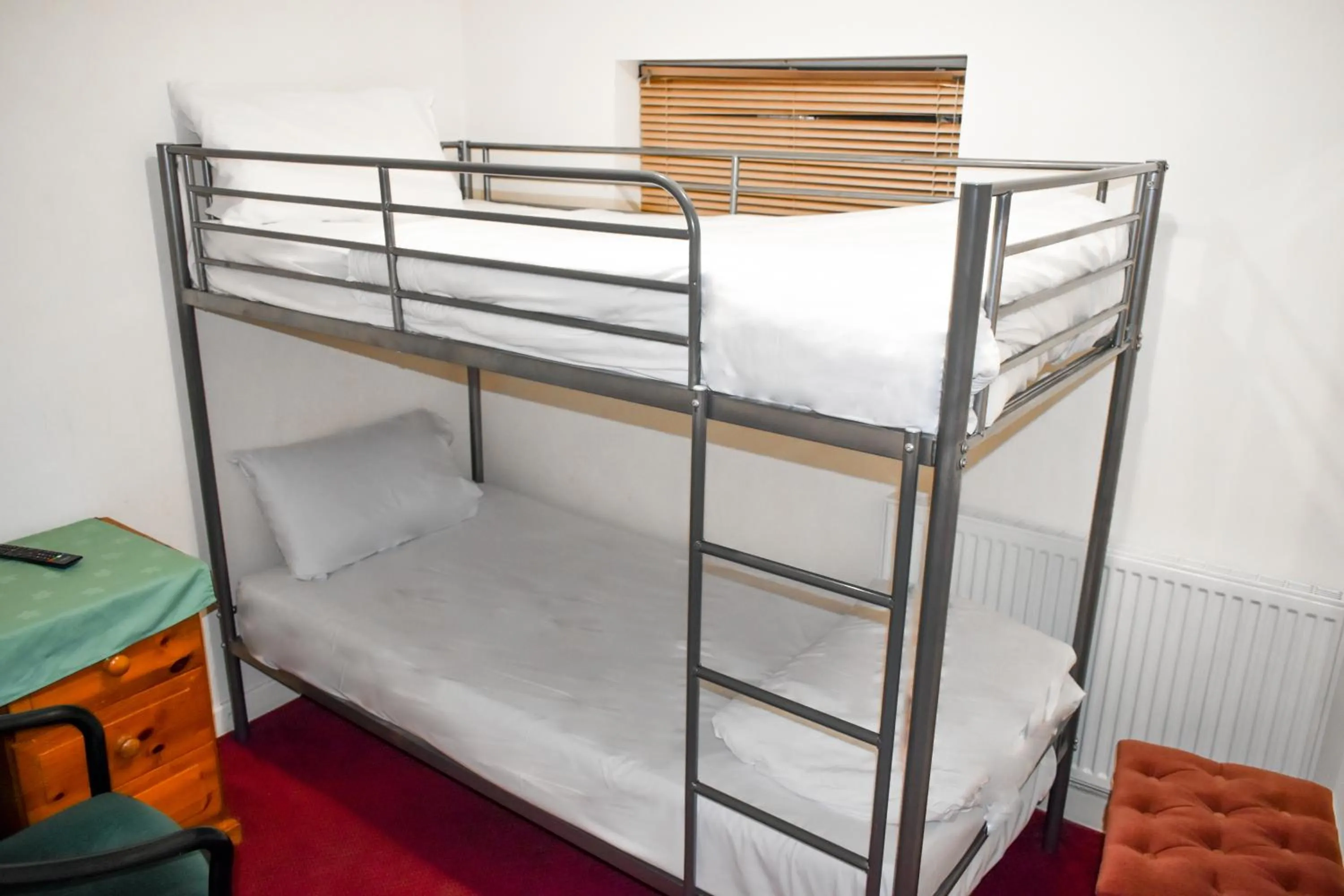 Bunk Bed in Mixed Dormitory Room in Royal Square Hotel - NEC & Birmingham Airport