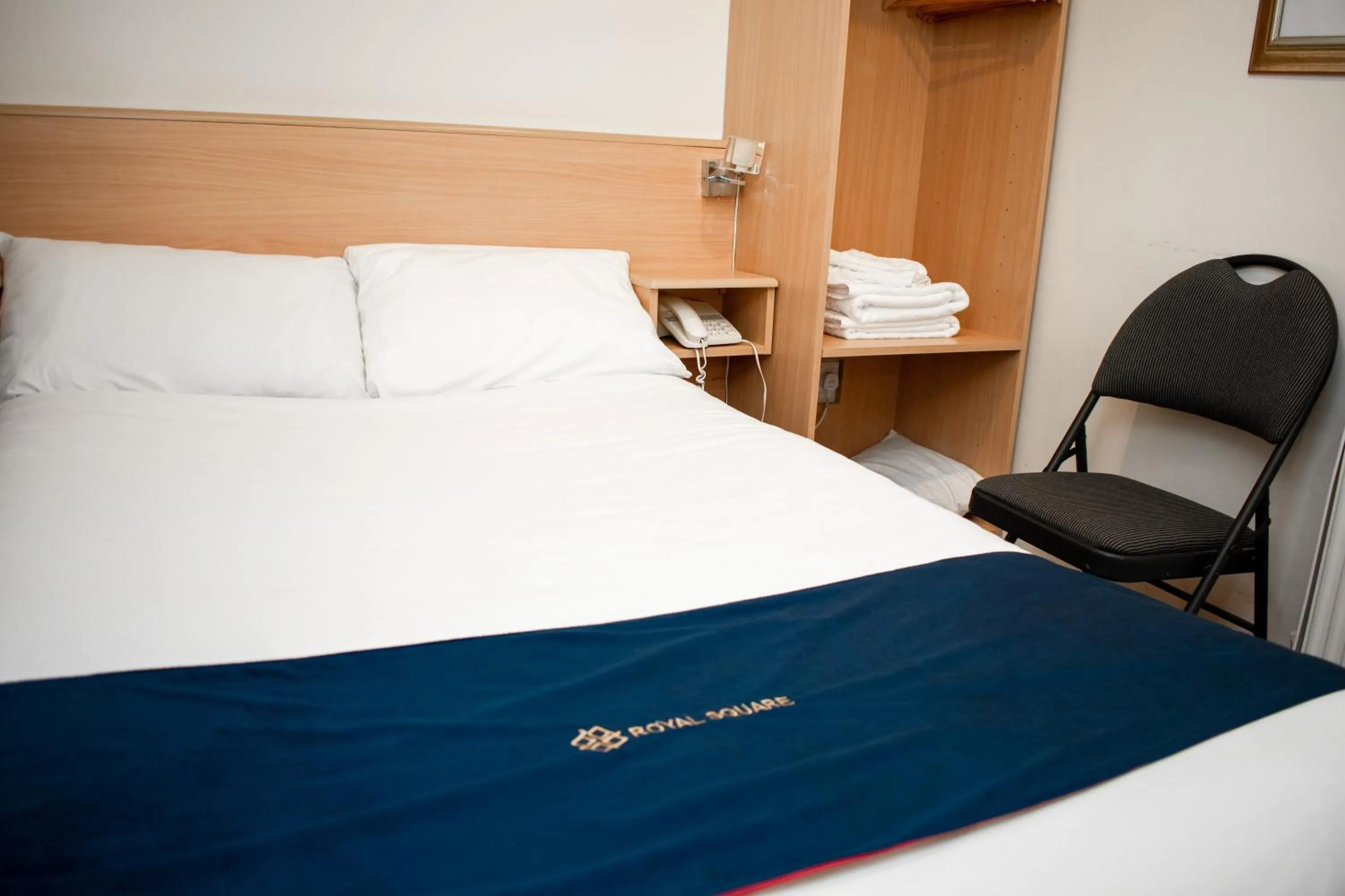 Bed in Royal Square Hotel - NEC & Birmingham Airport