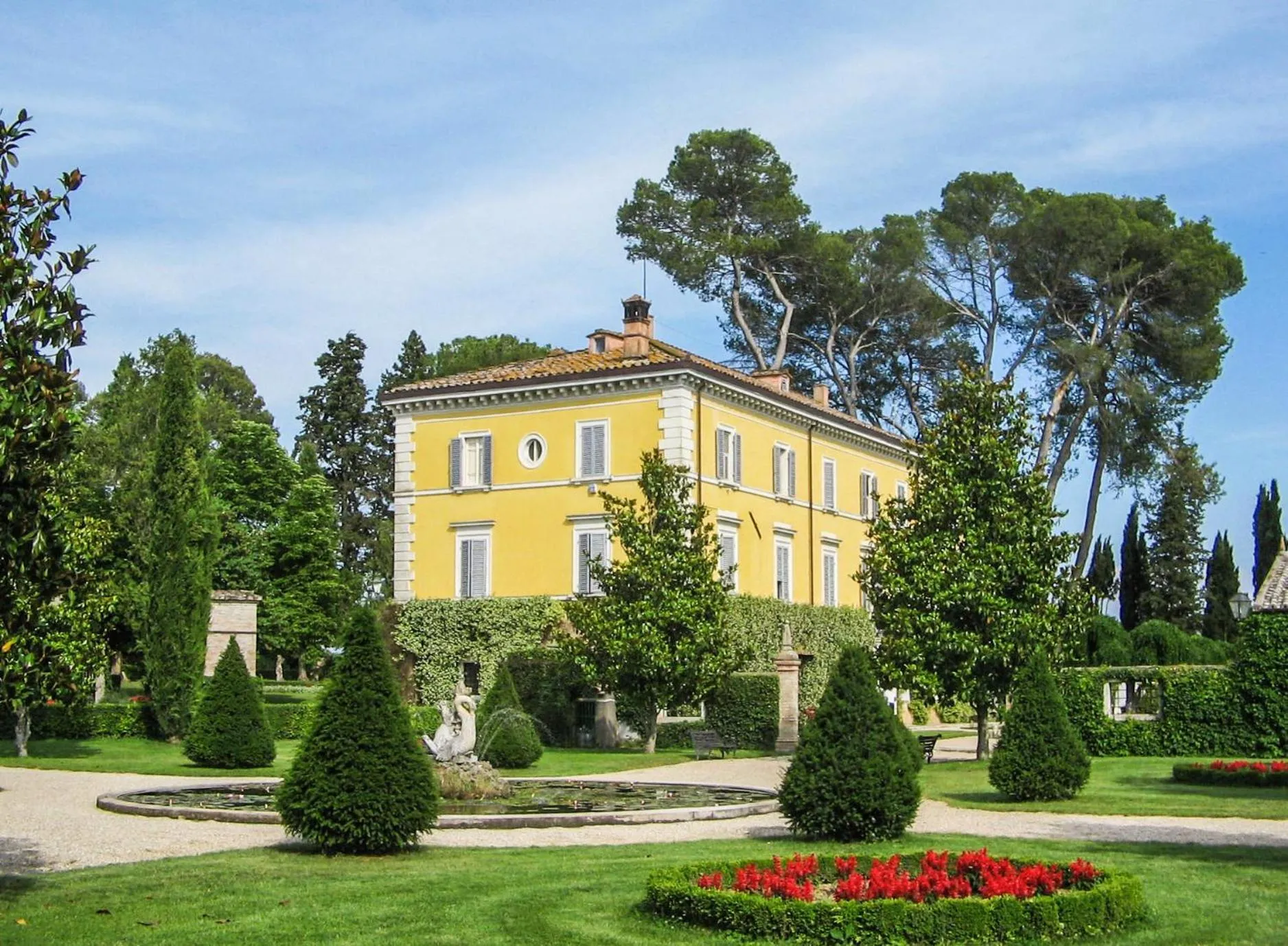 Property building in Palazzo Di Bagnaia