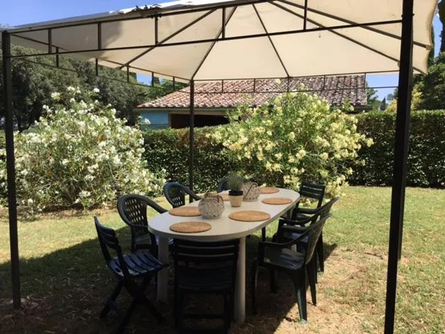 Dining area in Palazzo Di Bagnaia