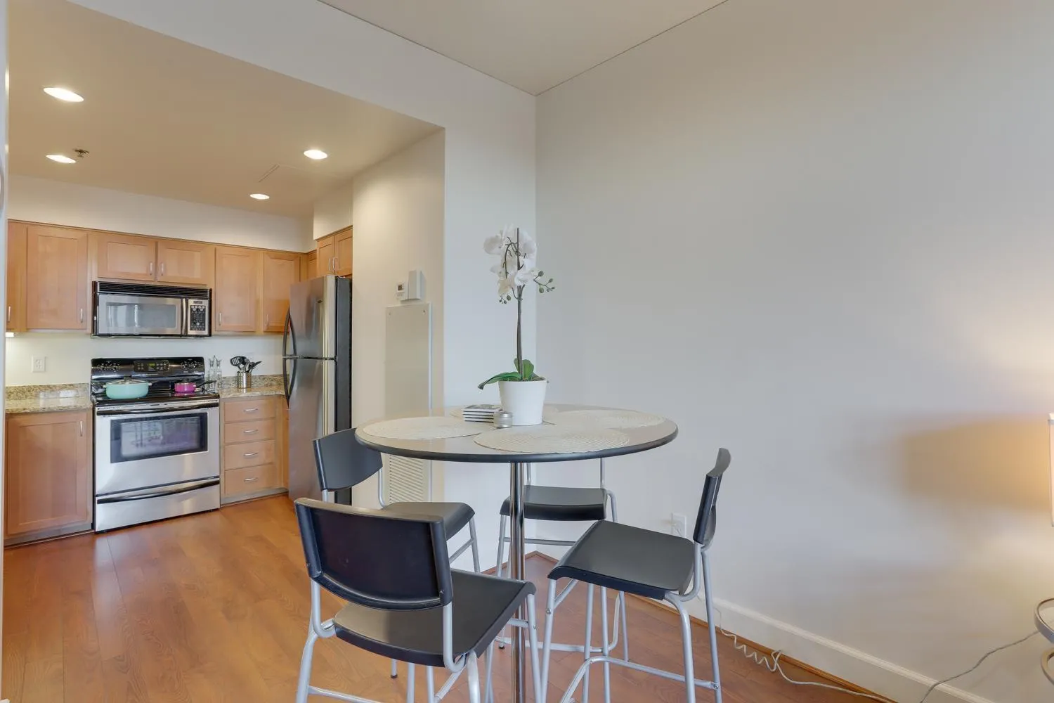 Kitchen or kitchenette in Renu Suites at The Burlington Portland