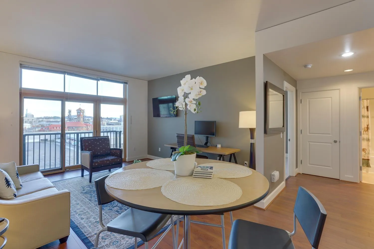 Dining area in Renu Suites at The Burlington Portland
