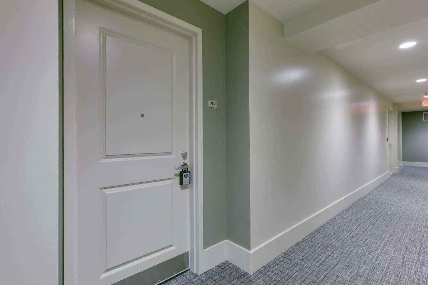 Facade/entrance in Renu Suites at The Burlington Portland