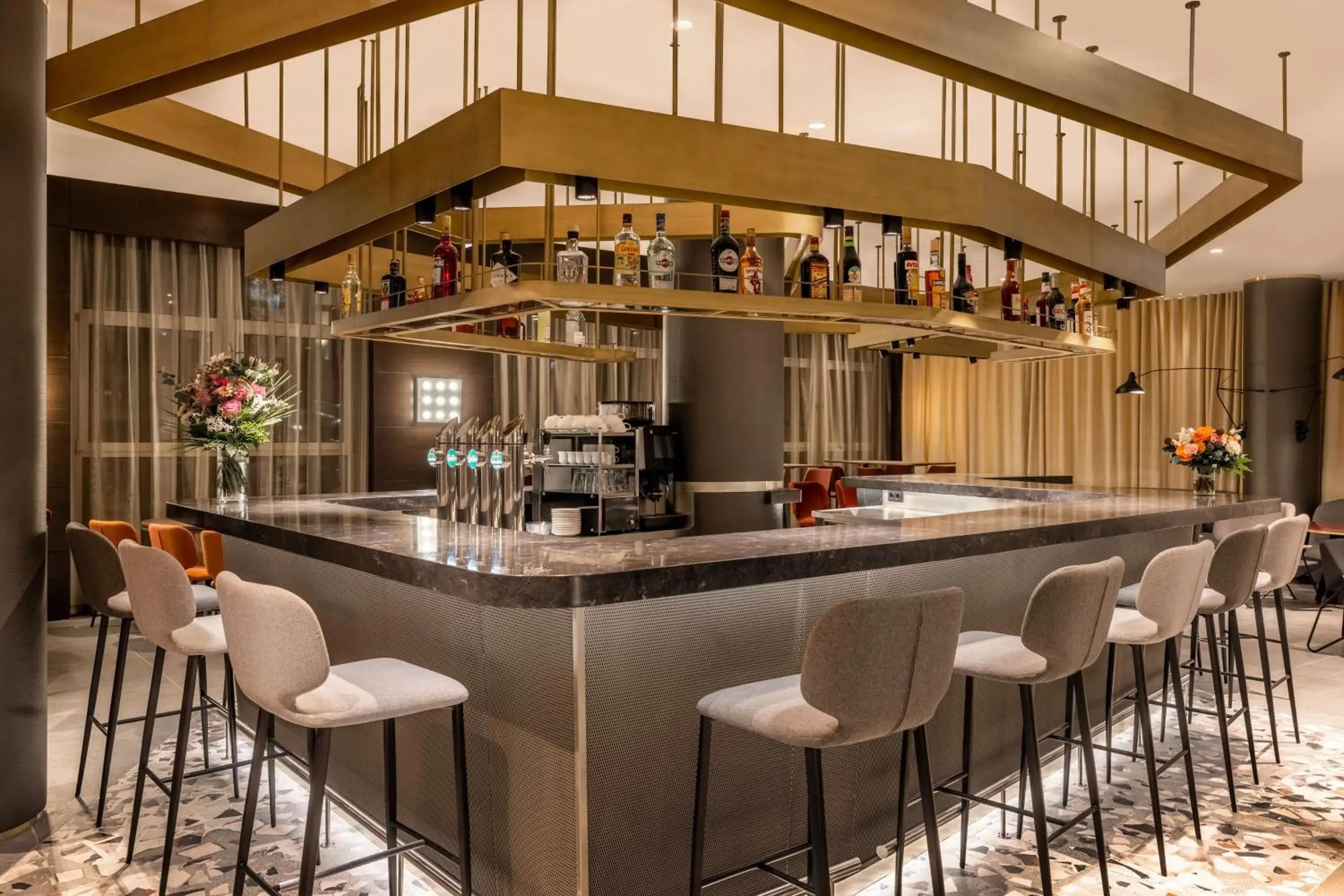 Lounge or bar in NH Collection Salzburg City Lounge or bar in NH Collection Salzburg City