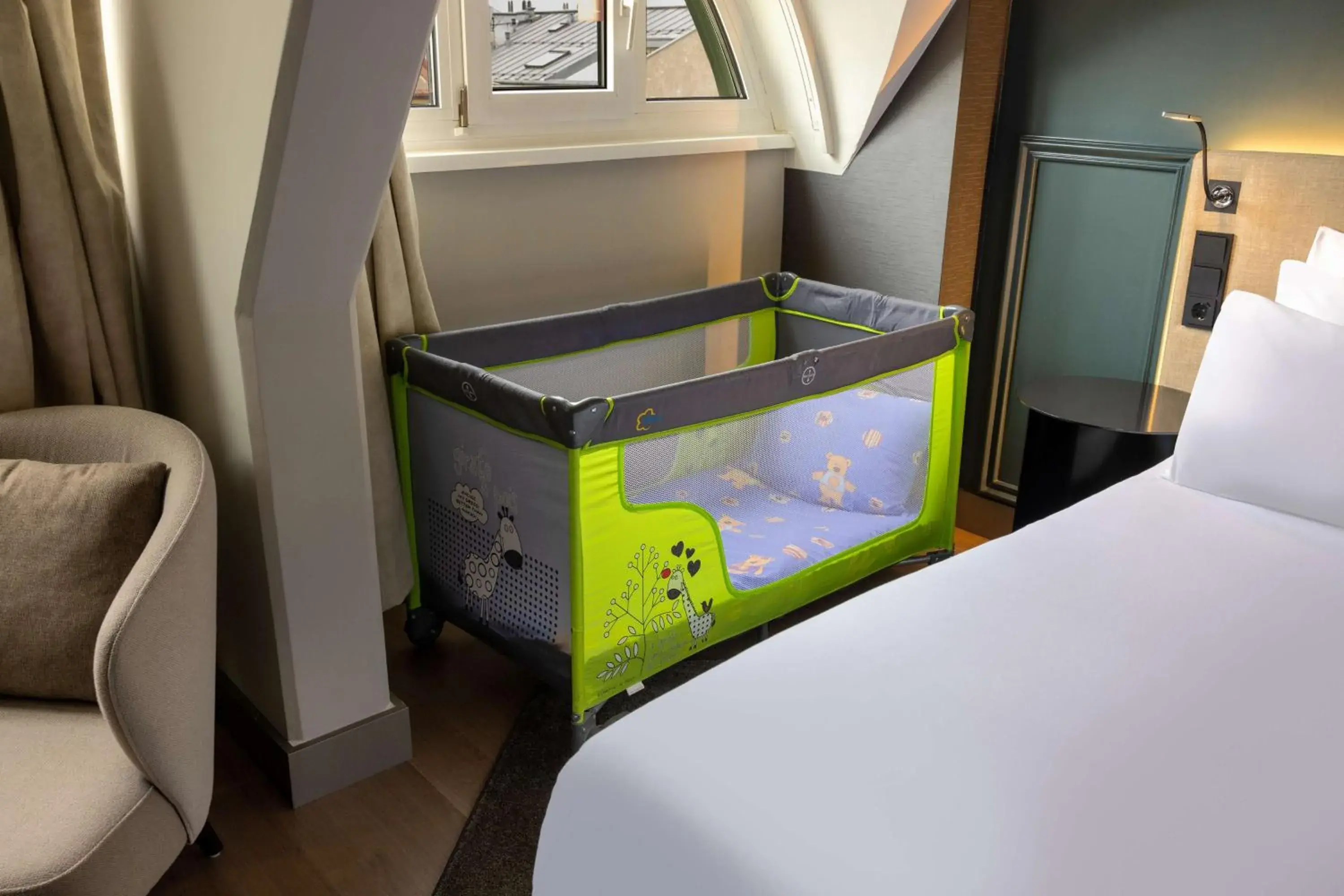 Photo of the whole room, Bed in NH Collection Salzburg City Photo of the whole room, Bed in NH Collection Salzburg City