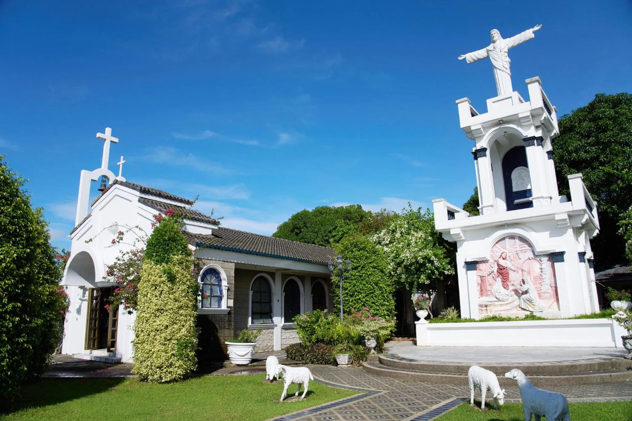 Nearby landmark in Holiday Inn & Suites Batangas LimaPark by IHG