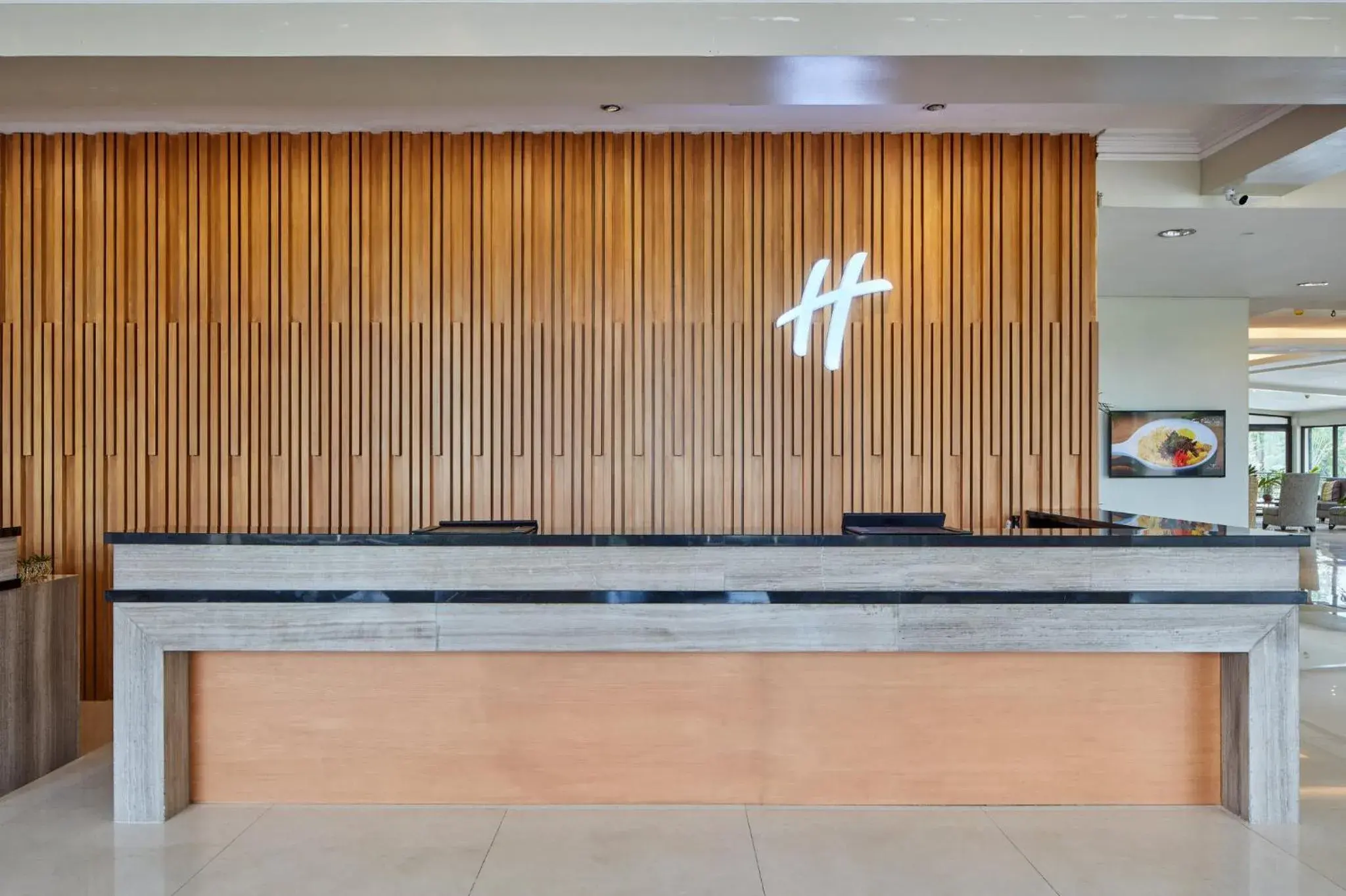 Property building in Holiday Inn & Suites Batangas LimaPark by IHG Property building in Holiday Inn & Suites Batangas LimaPark by IHG