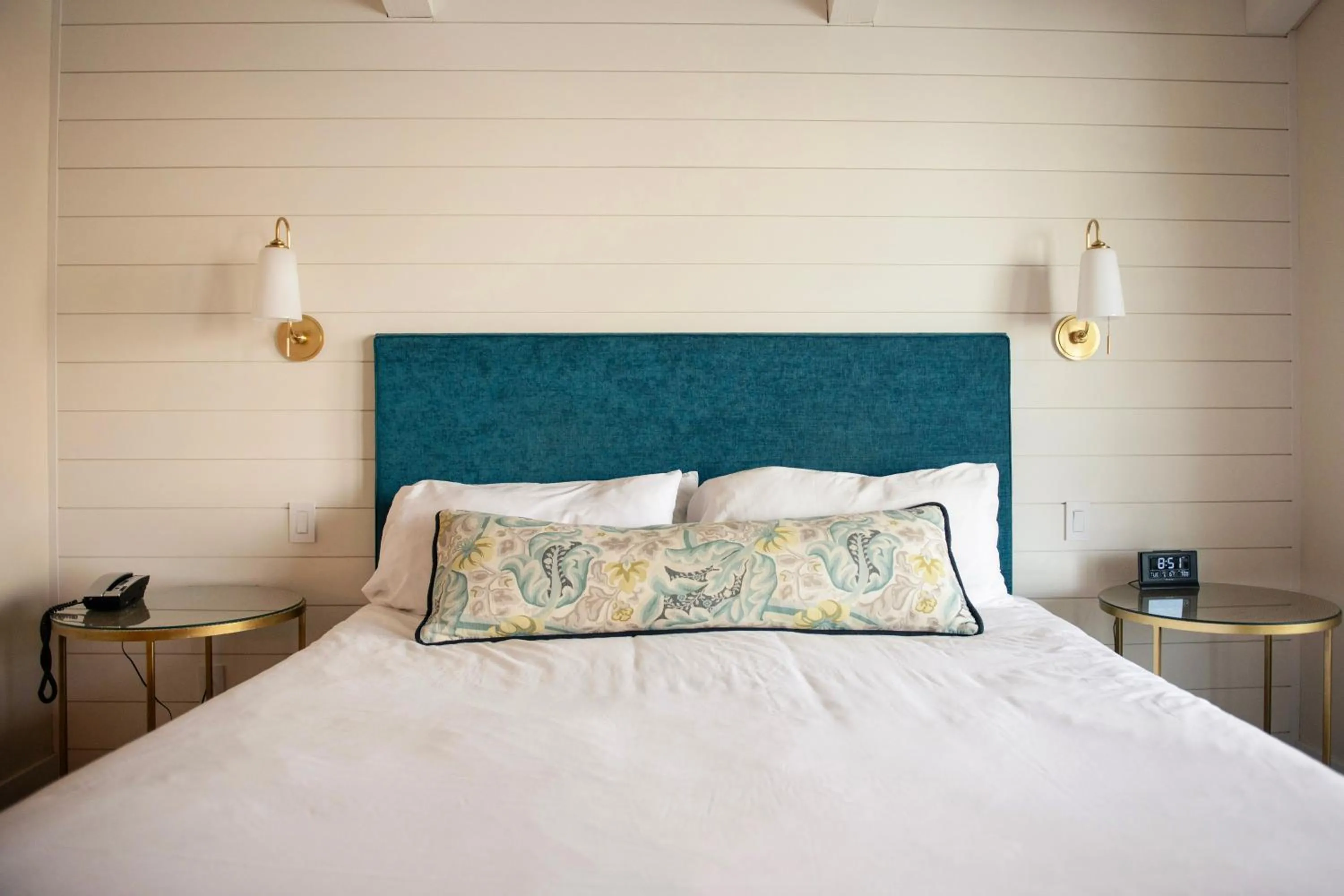 Bed in Inn At Rose's Landing