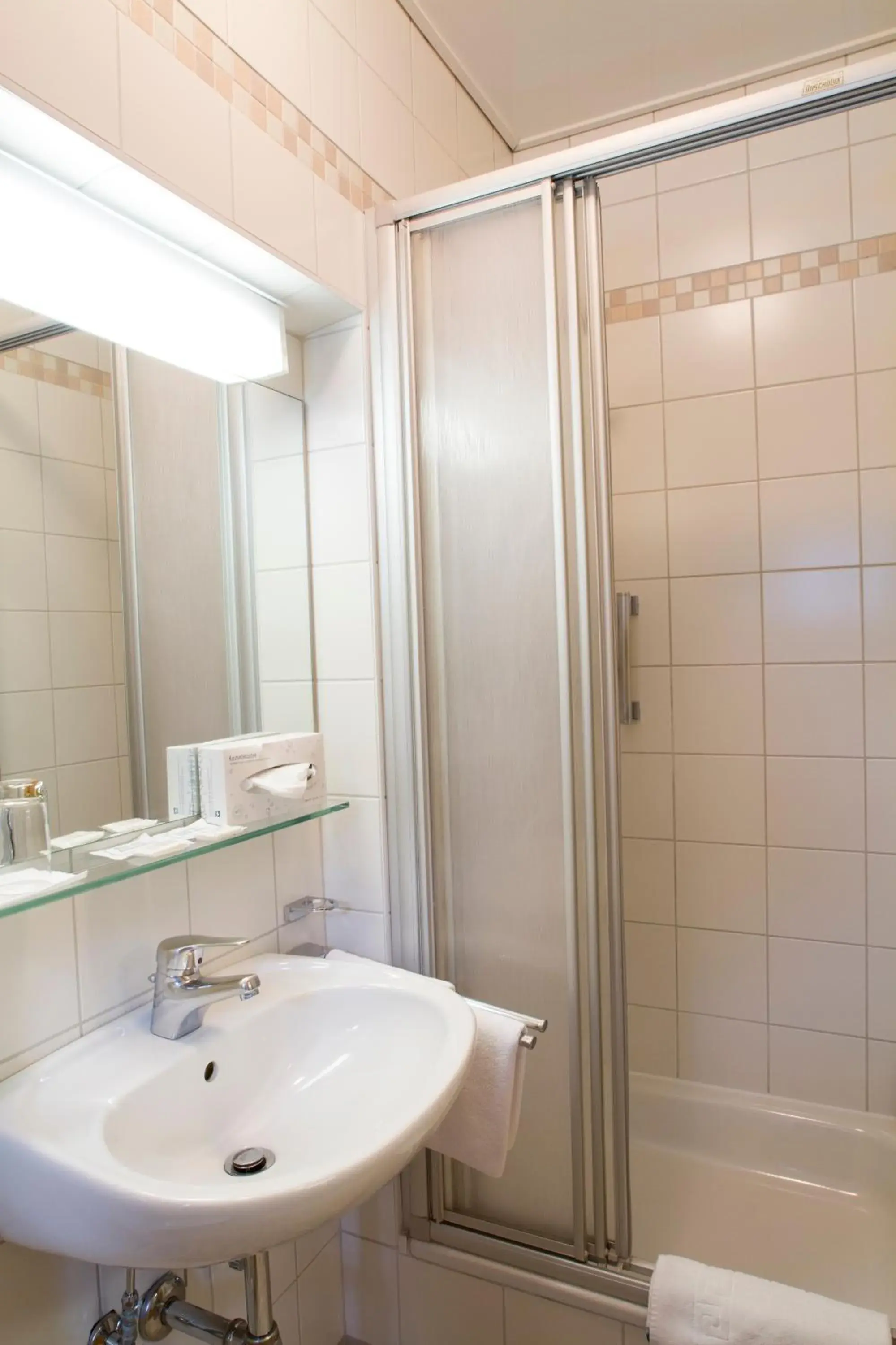 Double Room with Garden View - Annex in Hotel Hohenstauffen Double Room with Garden View - Annex in Hotel Hohenstauffen