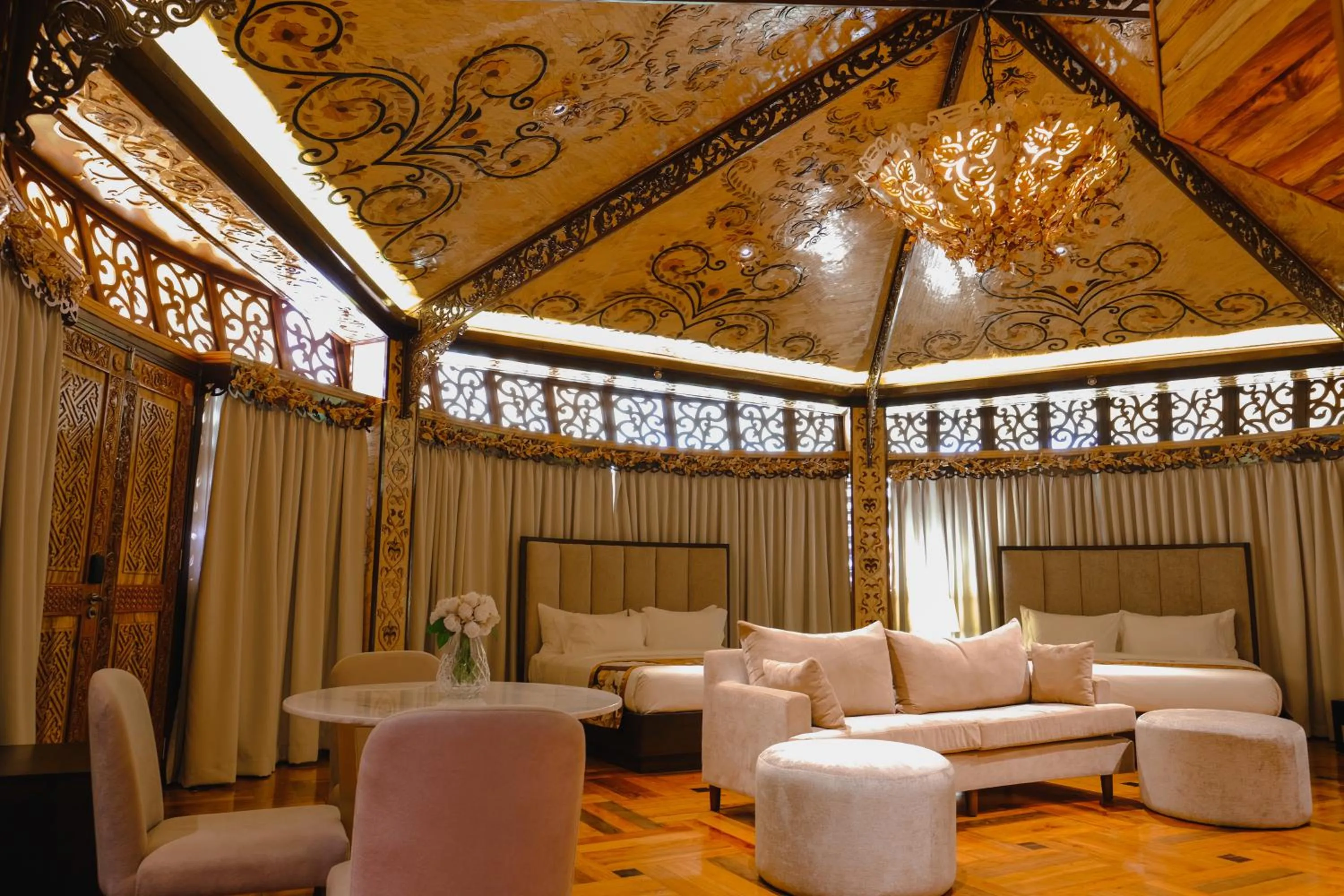 Living room in Rancho Bernardo Luxury Villas and Resort