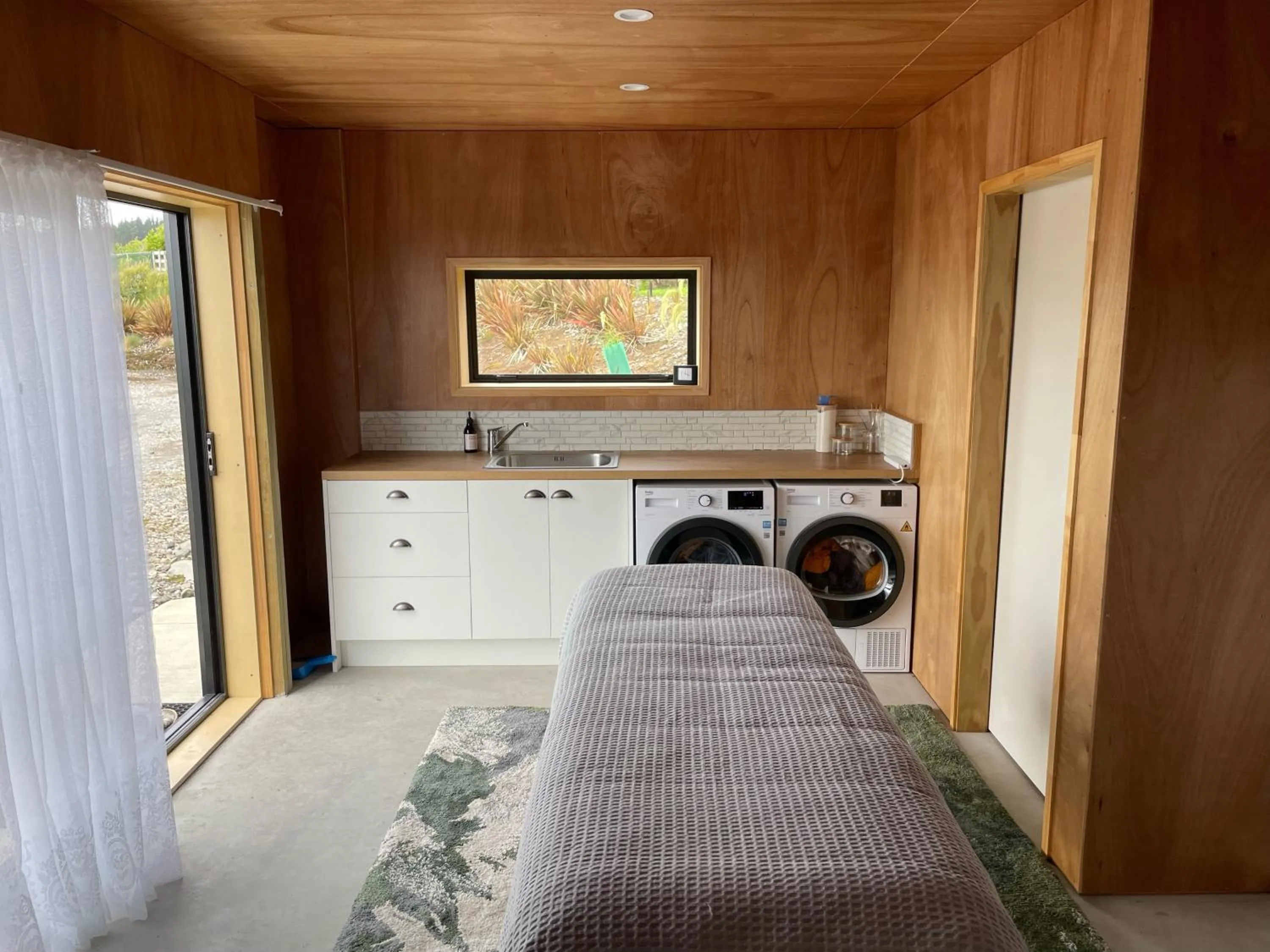 Massage in Mangorei Heights - New Plymouth