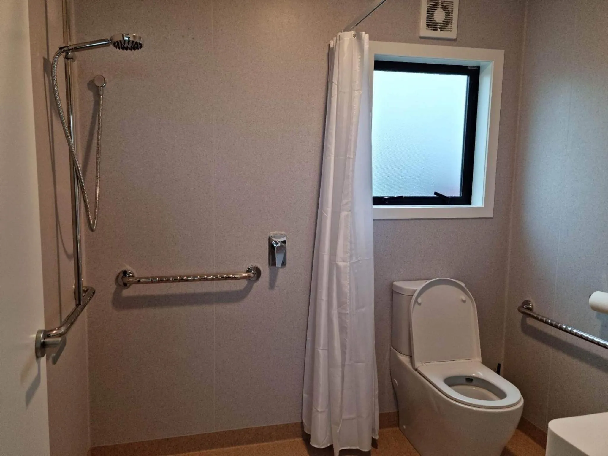 Shower in Mangorei Heights - New Plymouth