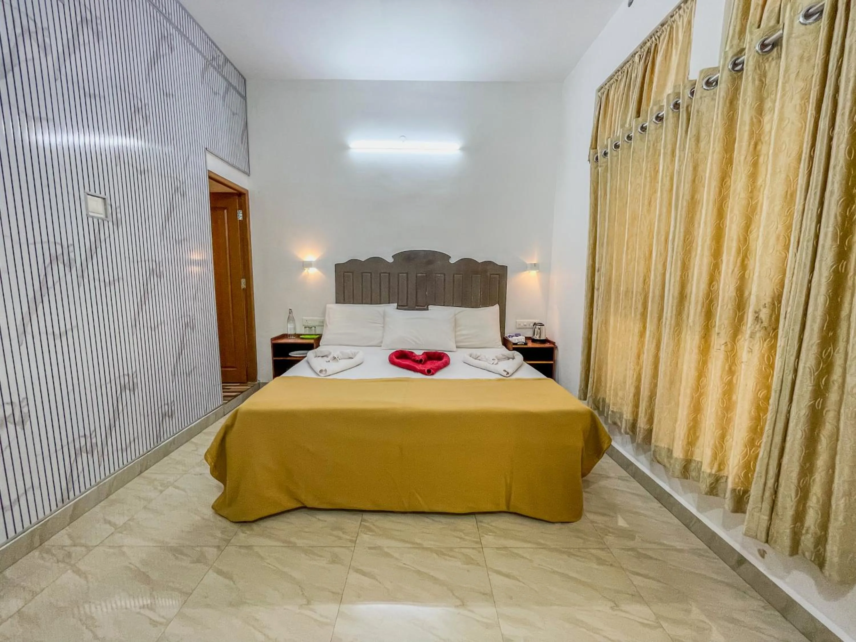 Bed in Snow Hills Nature Resort, Thekkady