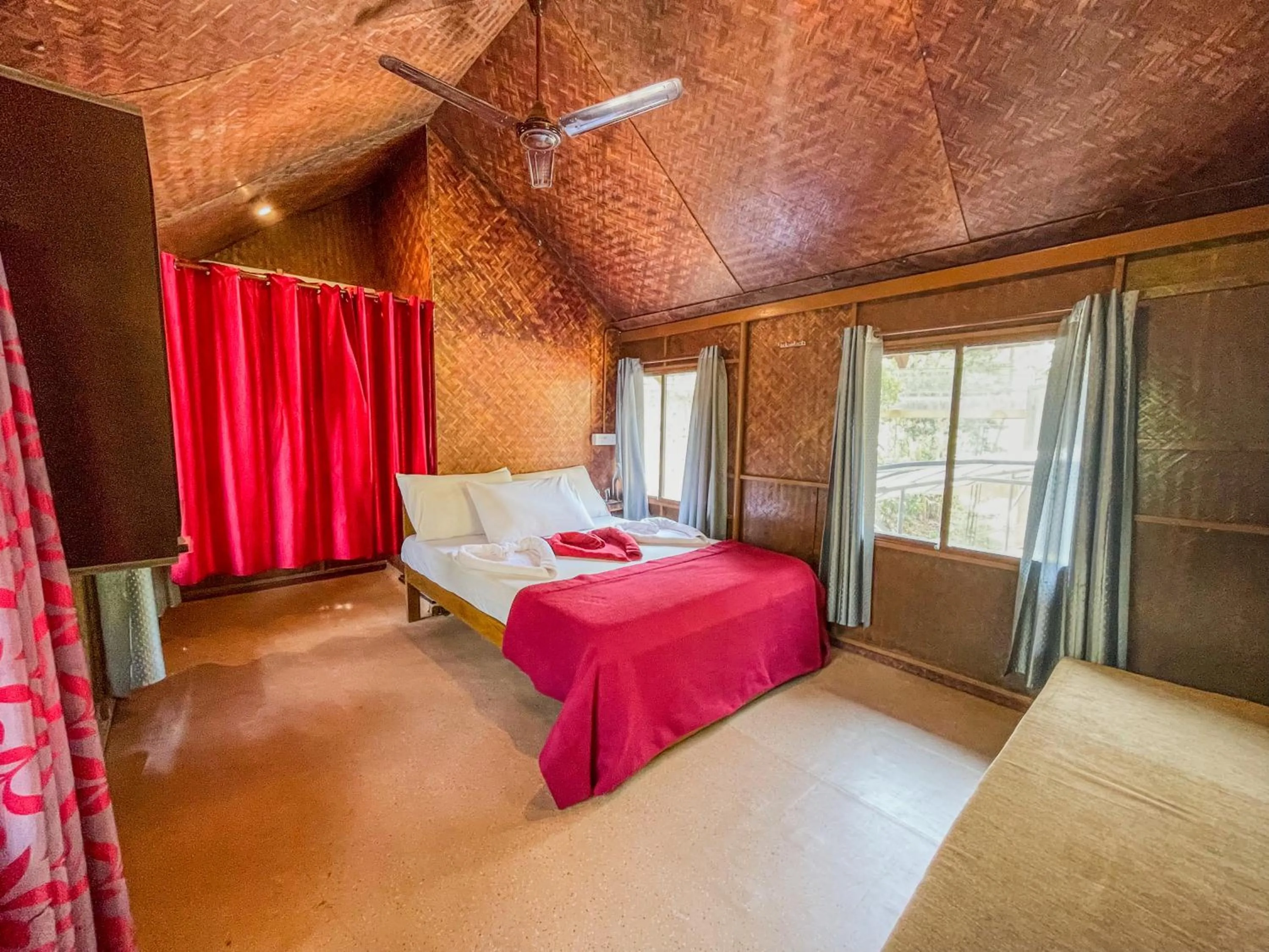 Bed in Snow Hills Nature Resort, Thekkady