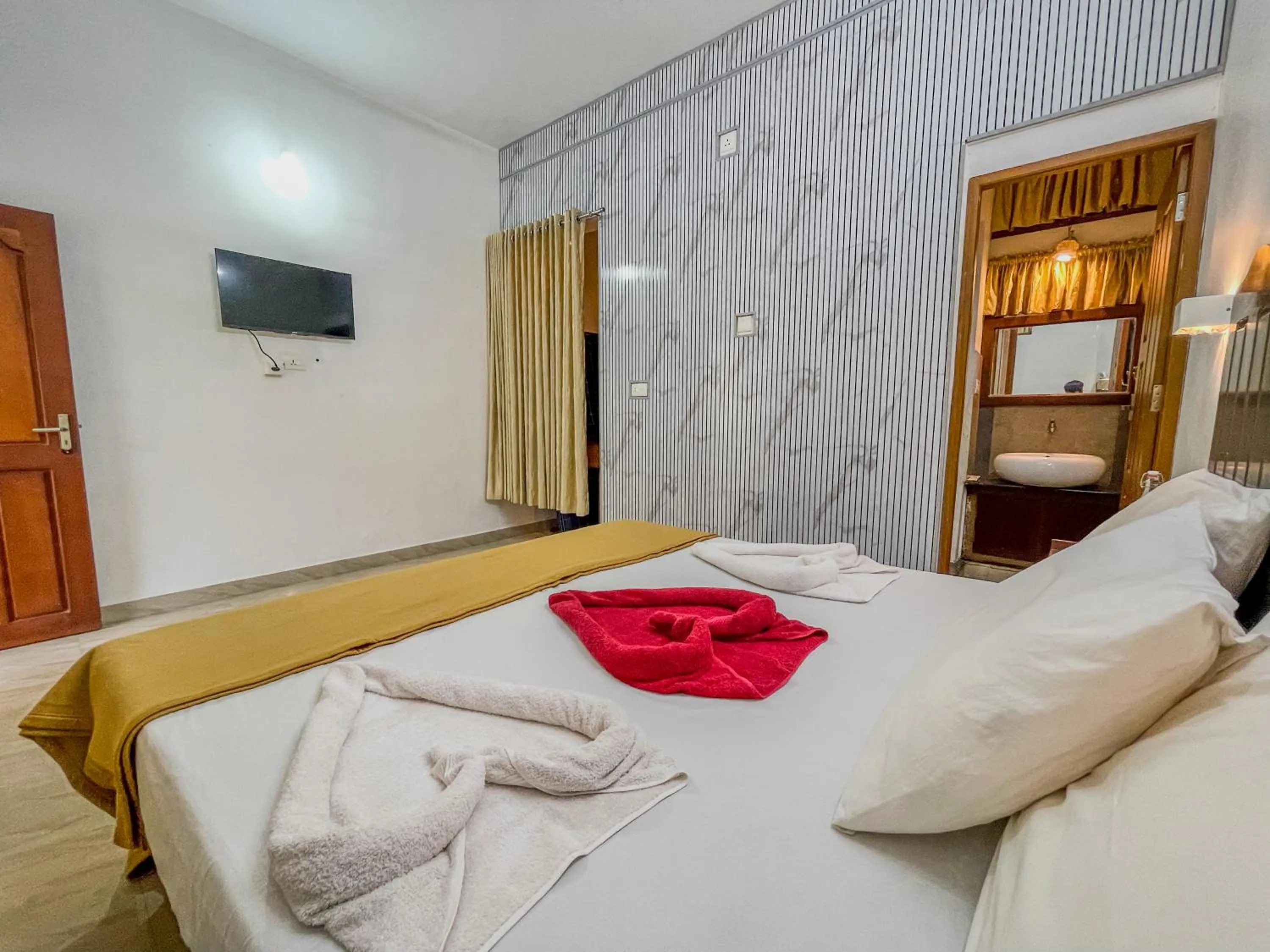 Bed in Snow Hills Nature Resort, Thekkady