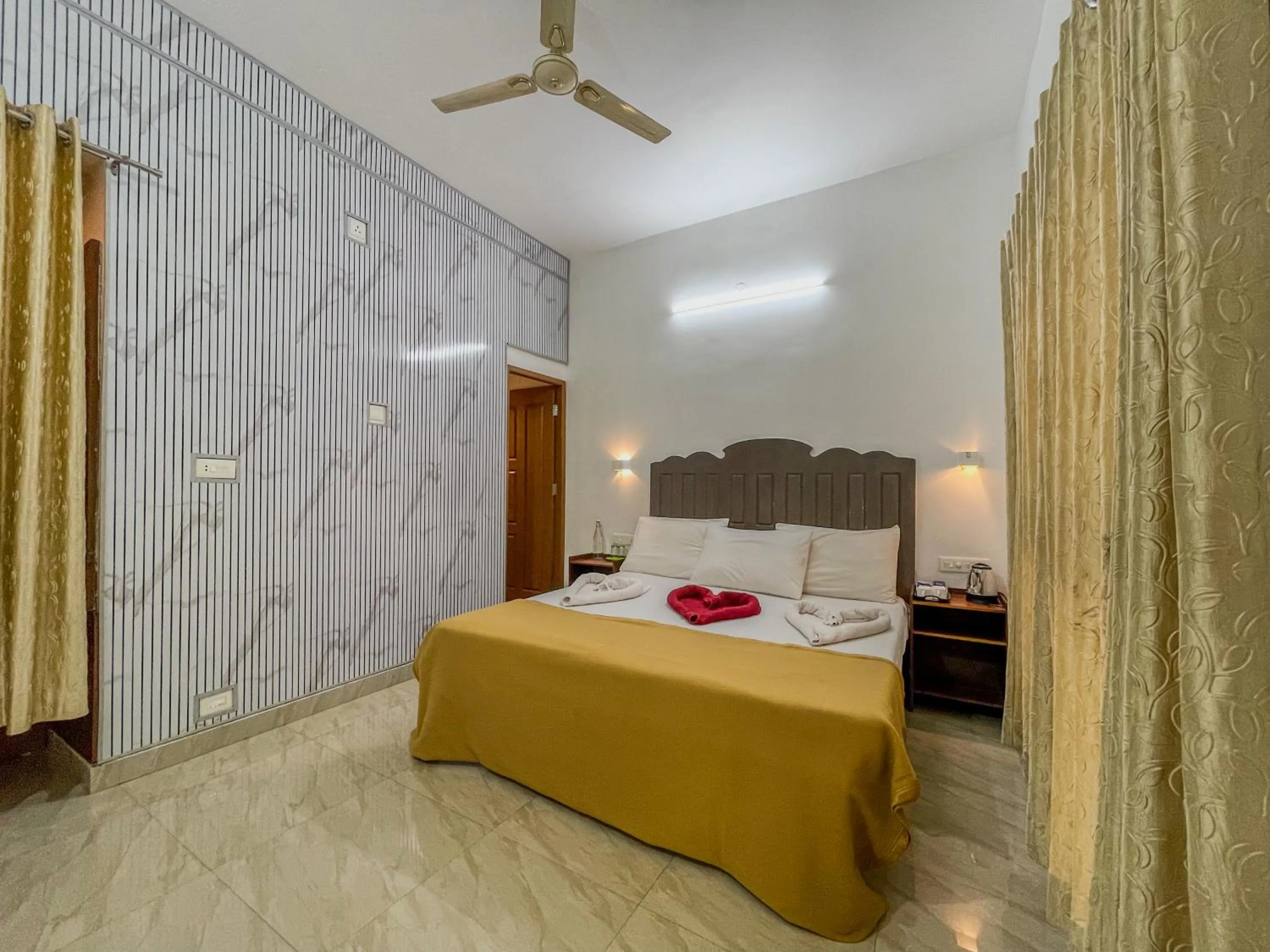 Bed in Snow Hills Nature Resort, Thekkady