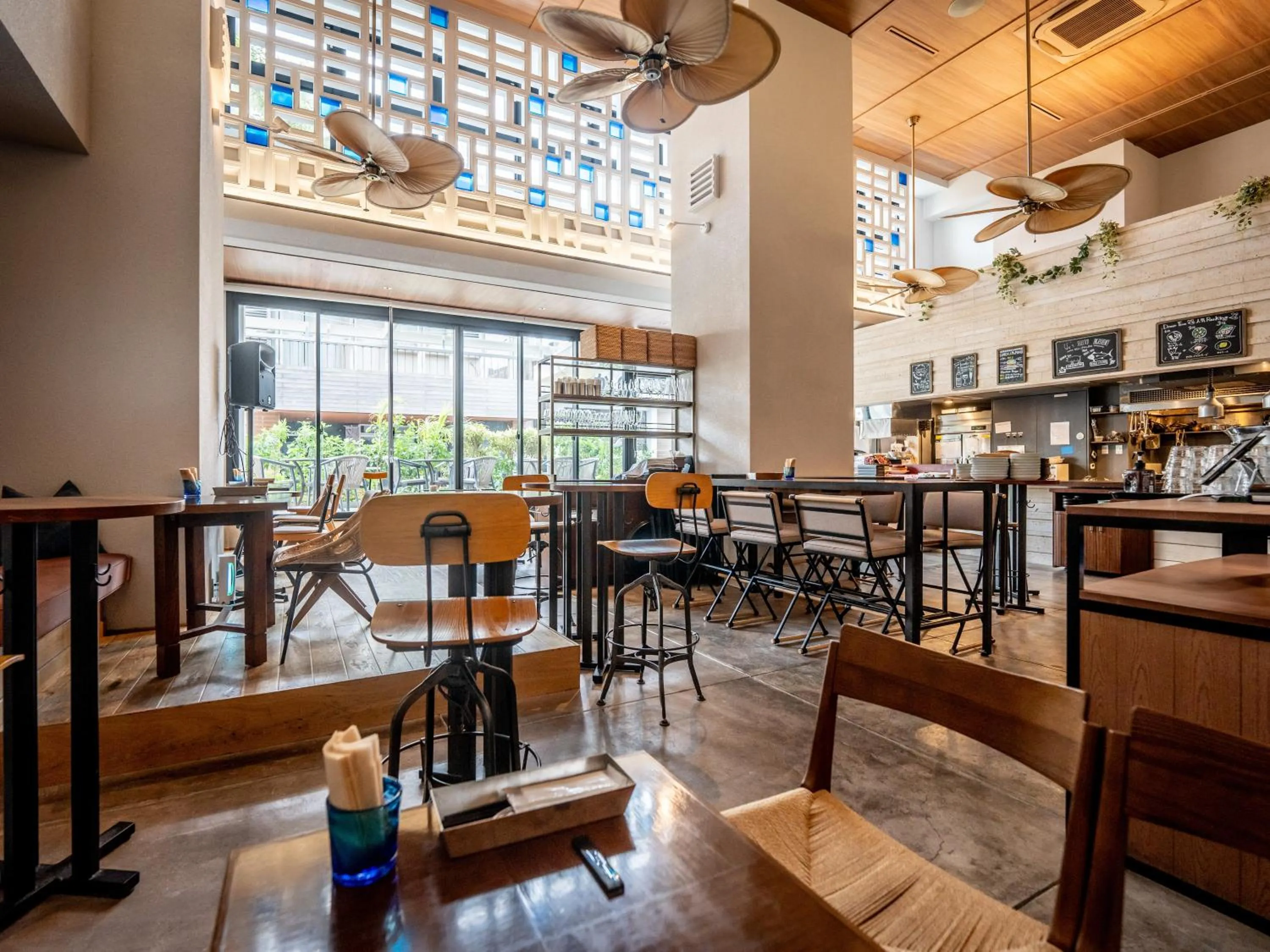 Restaurant/places to eat in Tabino Hotel lit Miyakojima