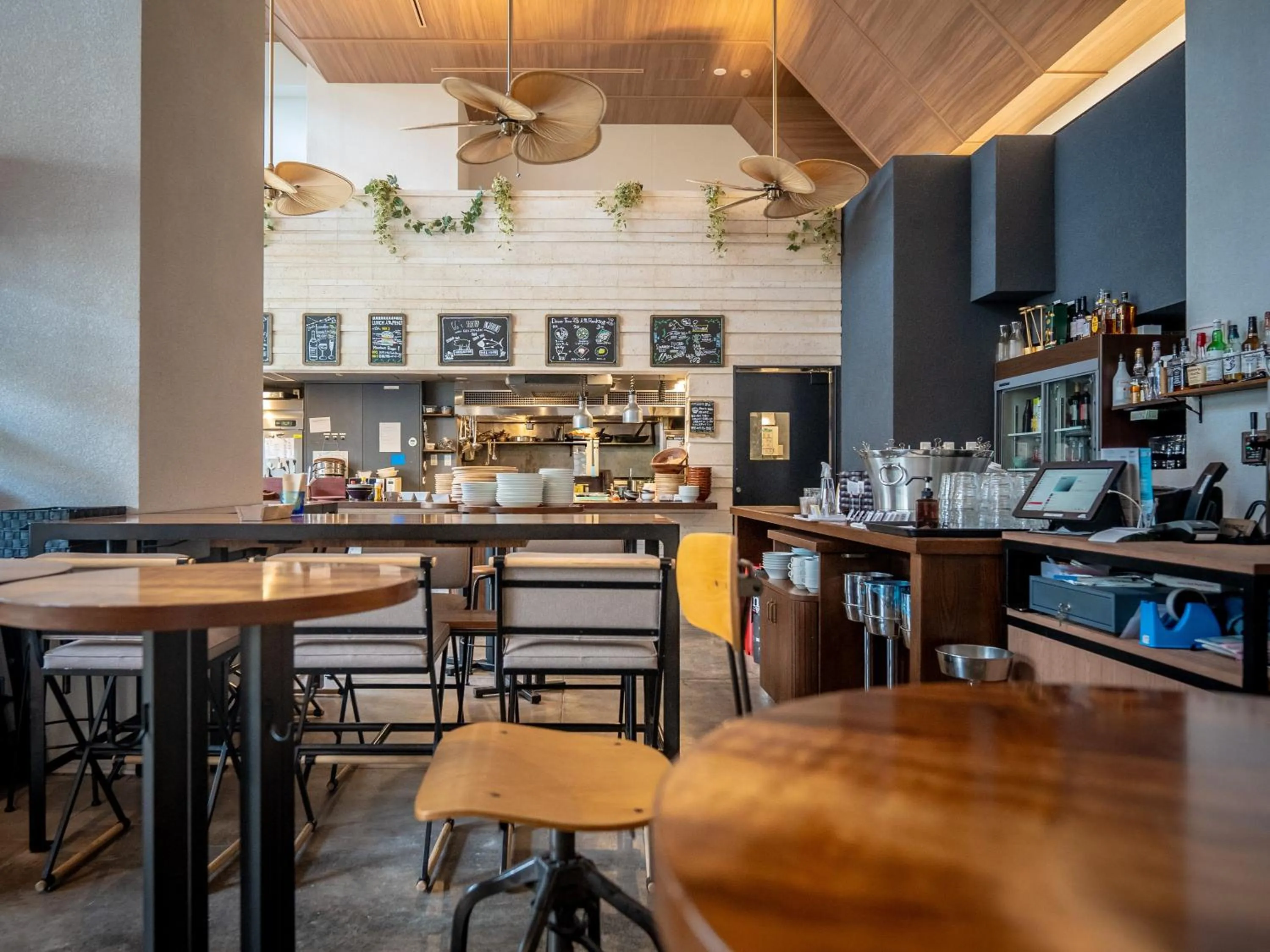 Restaurant/places to eat in Tabino Hotel lit Miyakojima