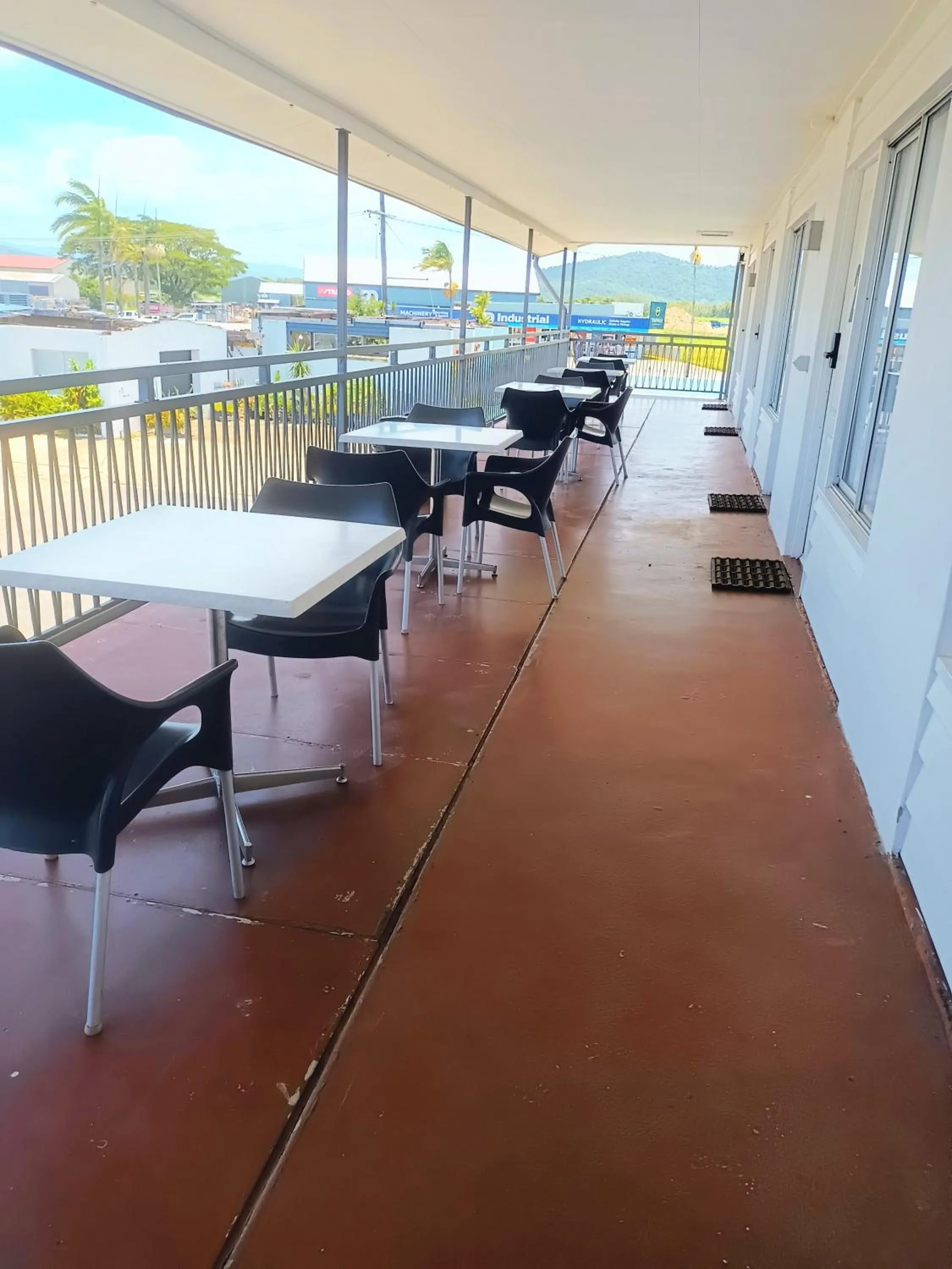 Property building in PROSERPINE MOTOR LODGE