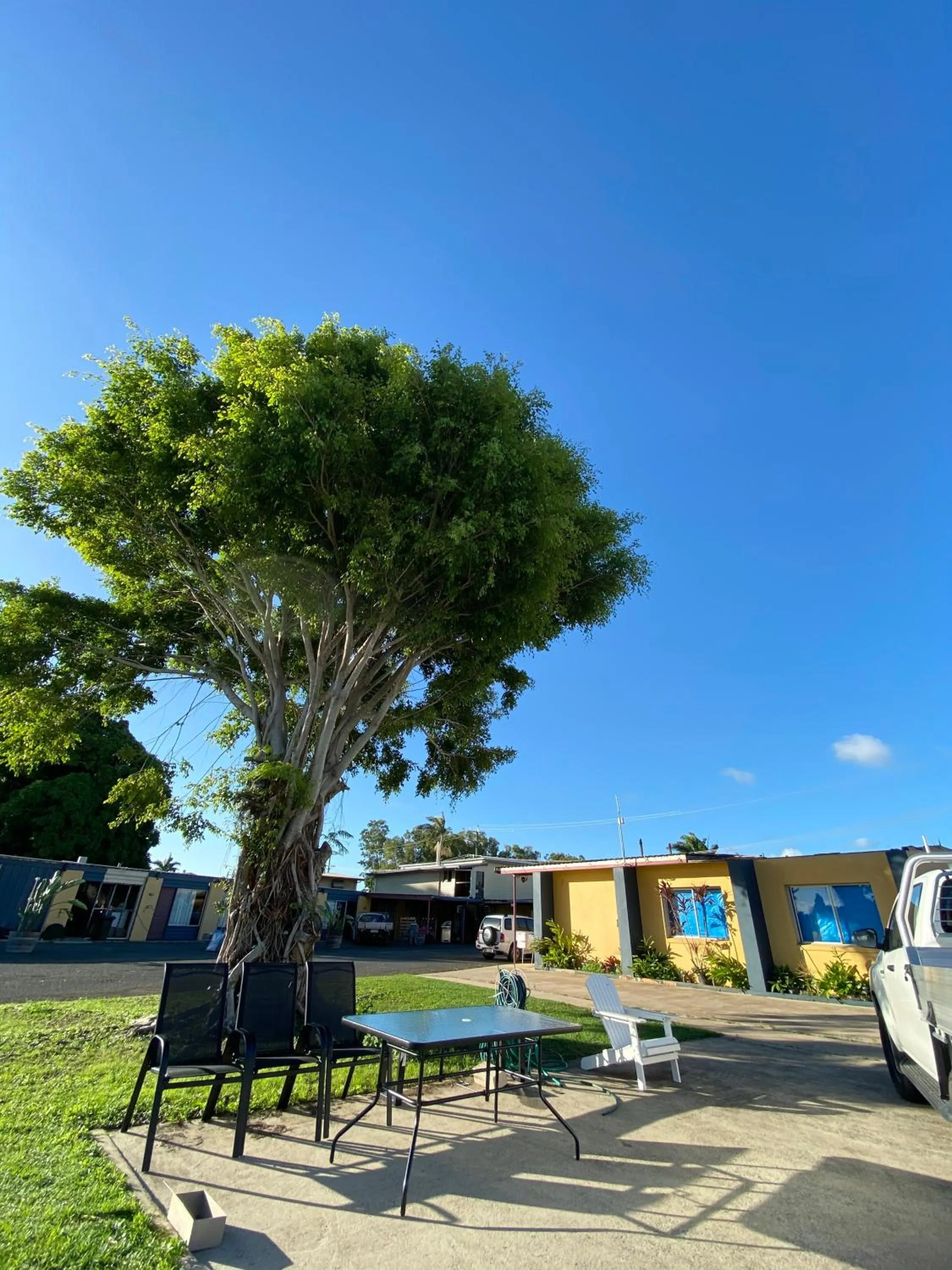 Property building in PROSERPINE MOTOR LODGE
